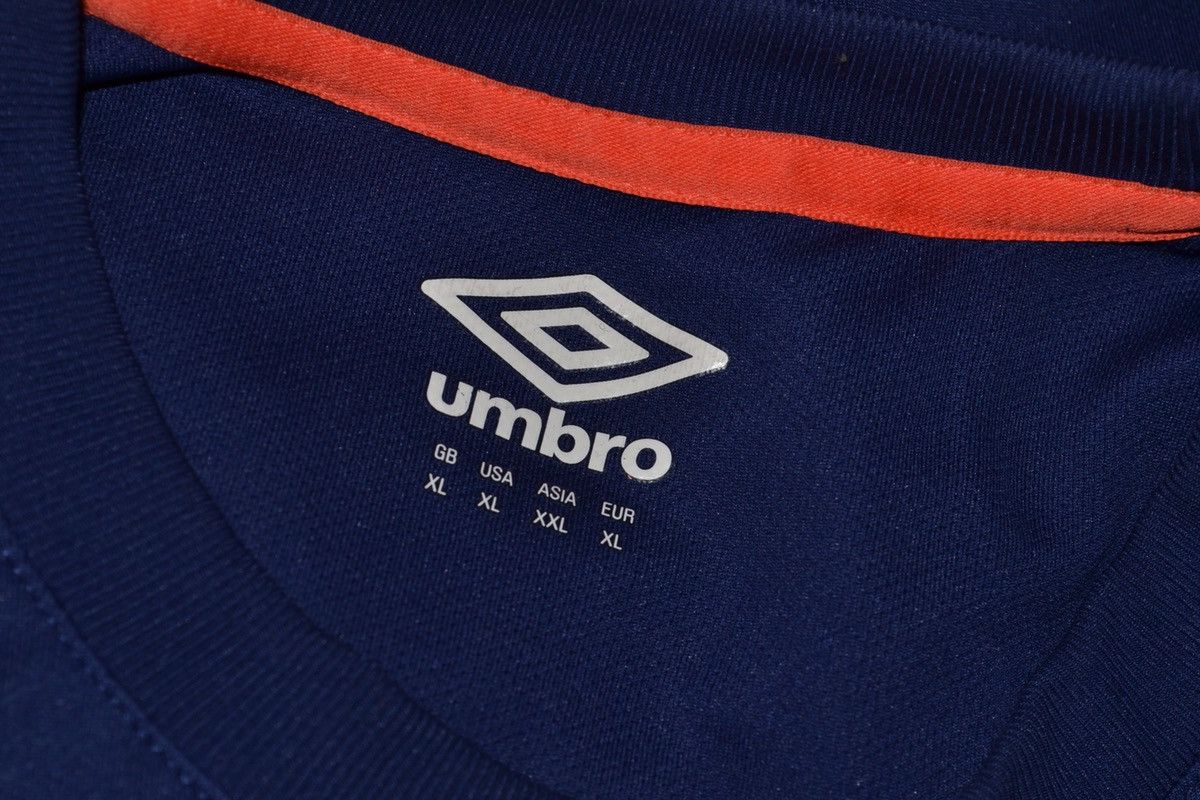 Umbro Everton fc umbro 2016 2017 training soccer shirt jersey Size US XL / EU 56 / 4 - 7 Thumbnail