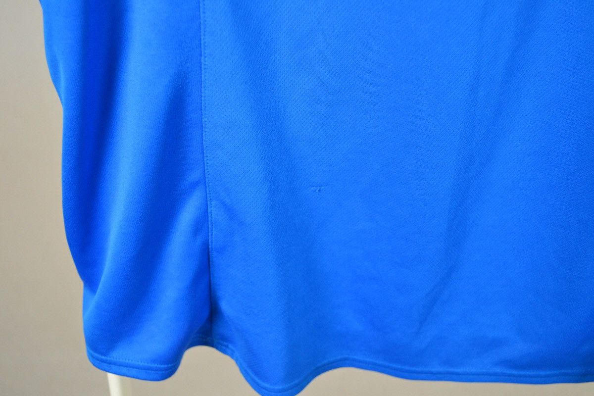 Umbro Everton fc 2017 2018 training soccer shirt jersey Umbro Size US XL / EU 56 / 4 - 8 Thumbnail