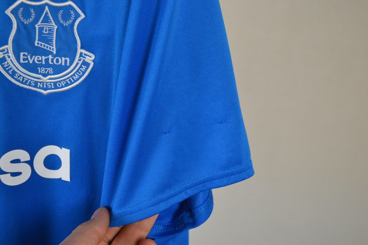 Umbro Everton fc 2017 2018 training soccer shirt jersey Umbro Size US XL / EU 56 / 4 - 6 Thumbnail