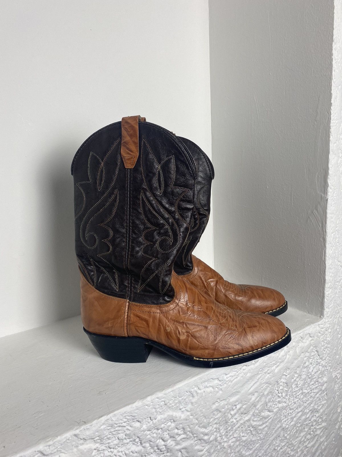 Vintage Western Cowboy Leather Boots Hand-Made size US 9