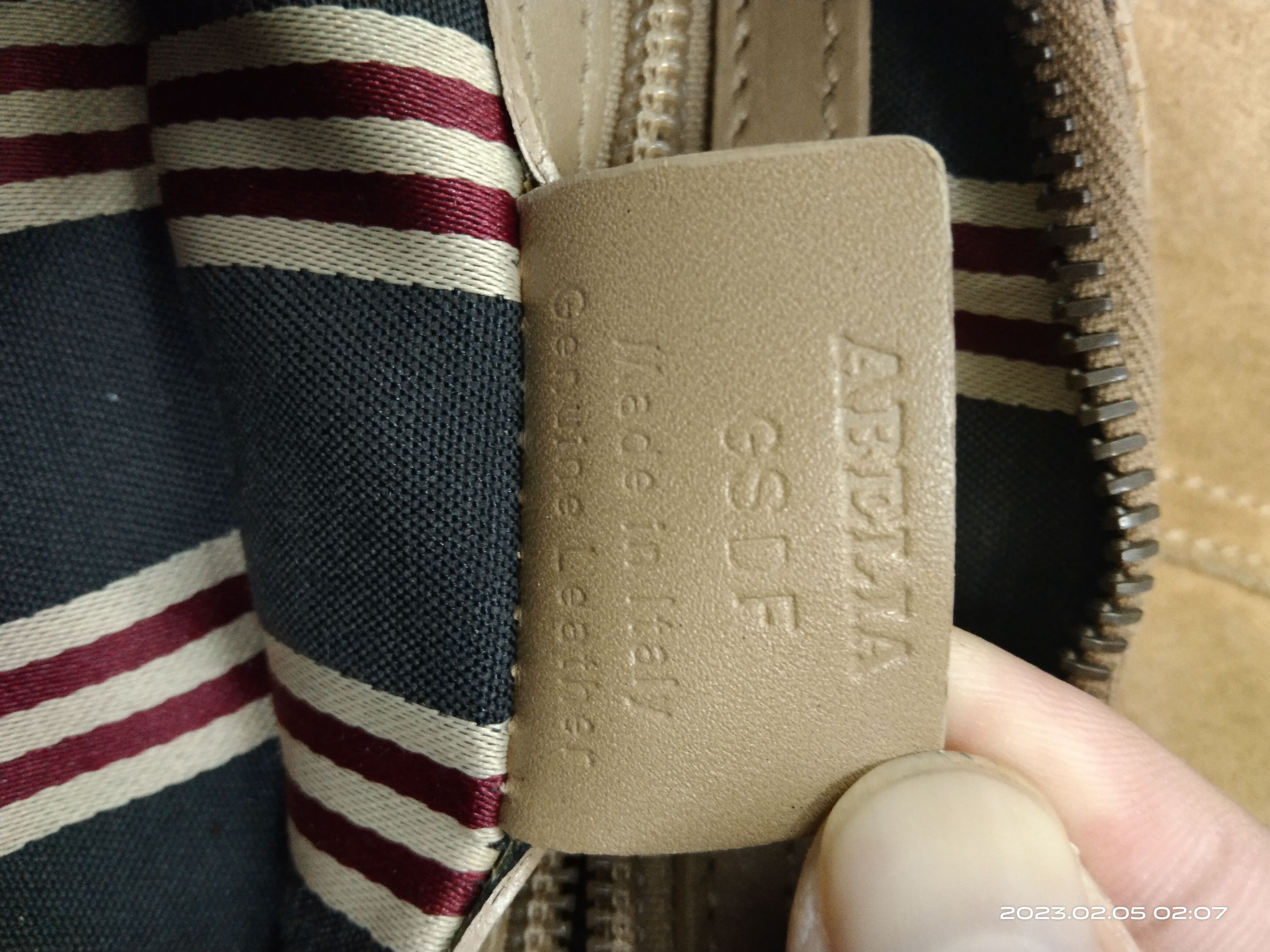Bally × Leather GRAIL🔥OG SUEDE LEATHER BALLY HANDCARRY Size ONE SIZE - 5 Thumbnail