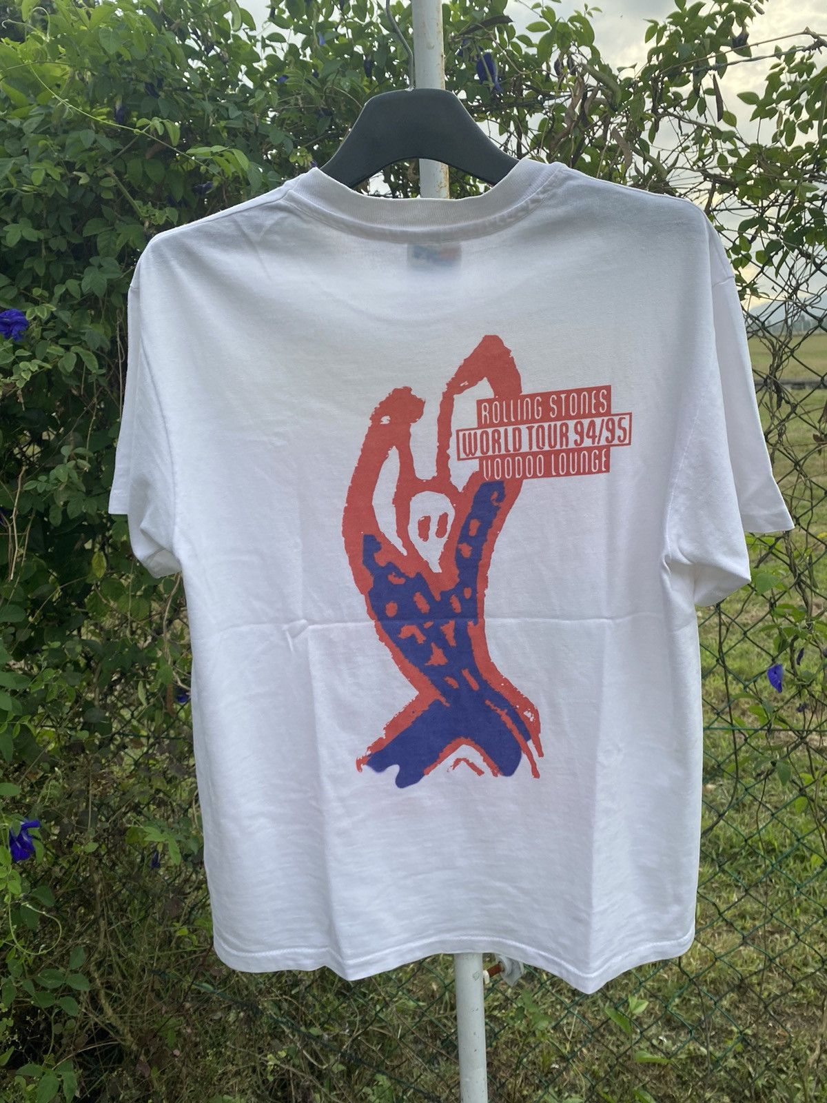 Hanes × The Rolling Stones × Vintage 1994 Promotour Production Rolling Stones Voodoo Lounge Tour Size US M / EU 48-50 / 2 - 2 Thumbnail