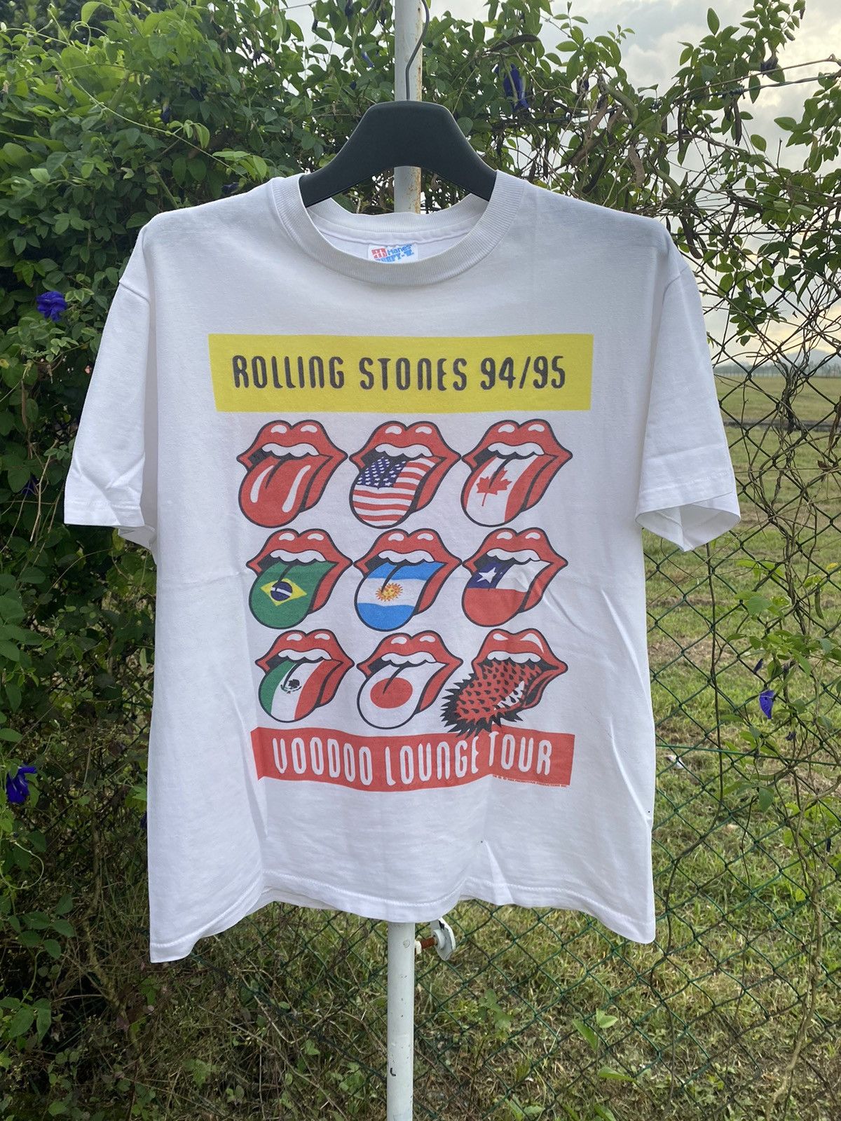 Hanes × The Rolling Stones × Vintage 1994 Promotour Production Rolling Stones Voodoo Lounge Tour Size US M / EU 48-50 / 2 - 1 Thumbnail