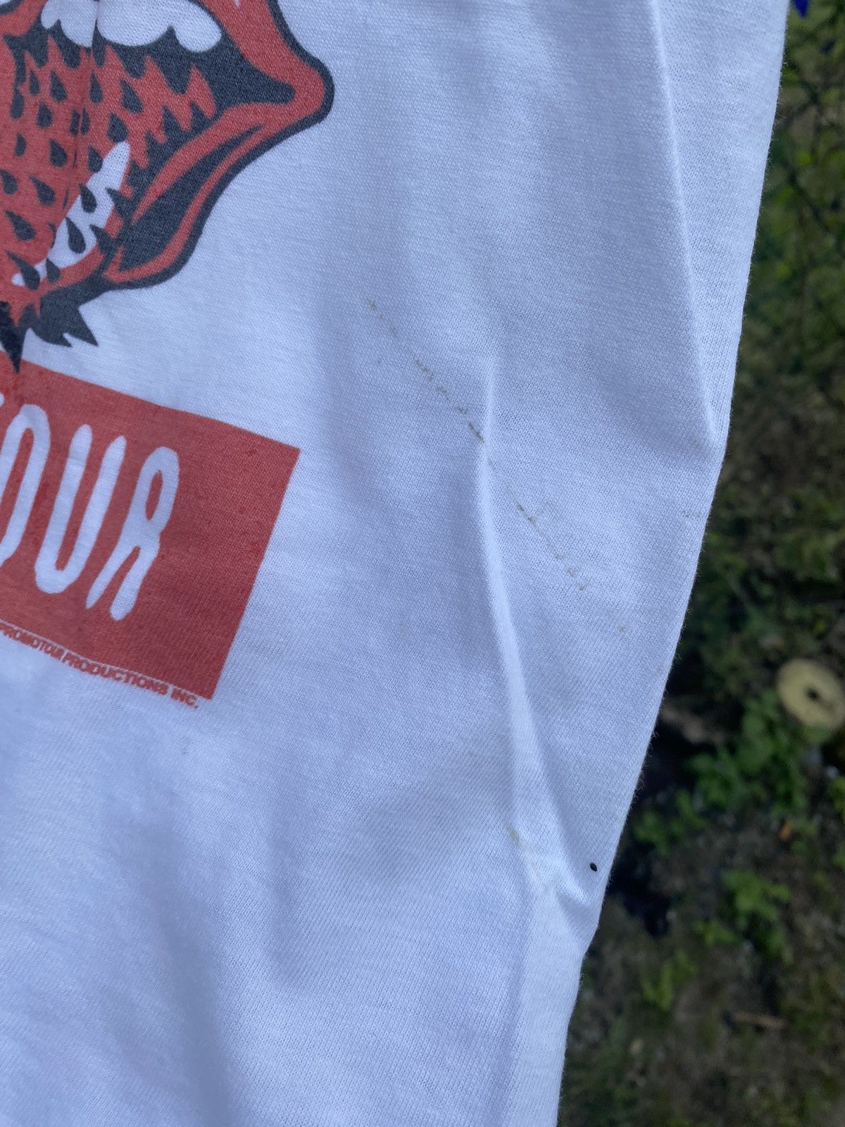 Hanes × The Rolling Stones × Vintage 1994 Promotour Production Rolling Stones Voodoo Lounge Tour Size US M / EU 48-50 / 2 - 5 Thumbnail