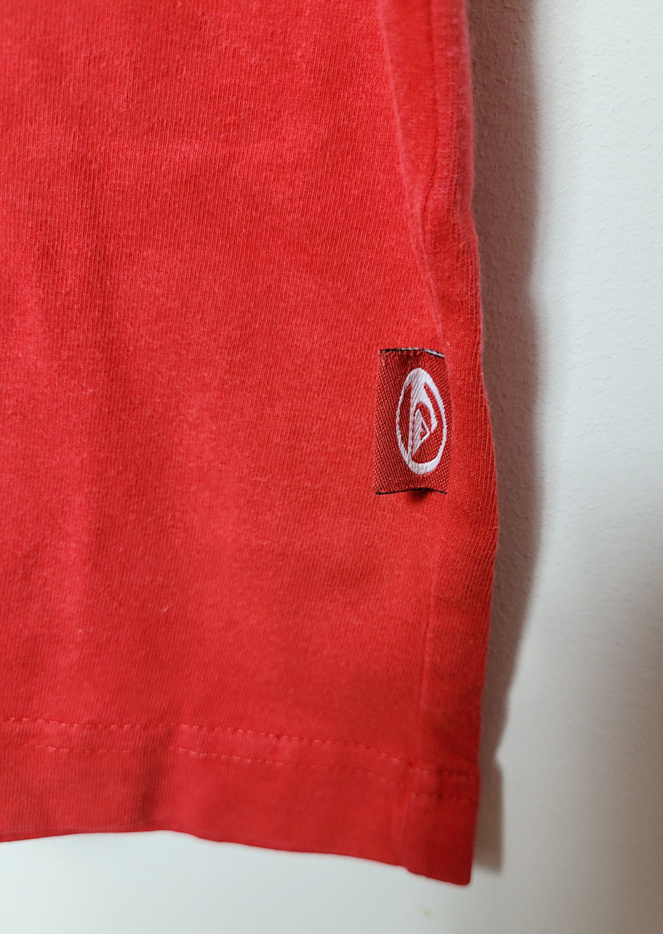 Quicksilver Quiksilver vintage t-shirt y2k 2000 surf style Size US L / EU 52-54 / 3 - 6 Thumbnail