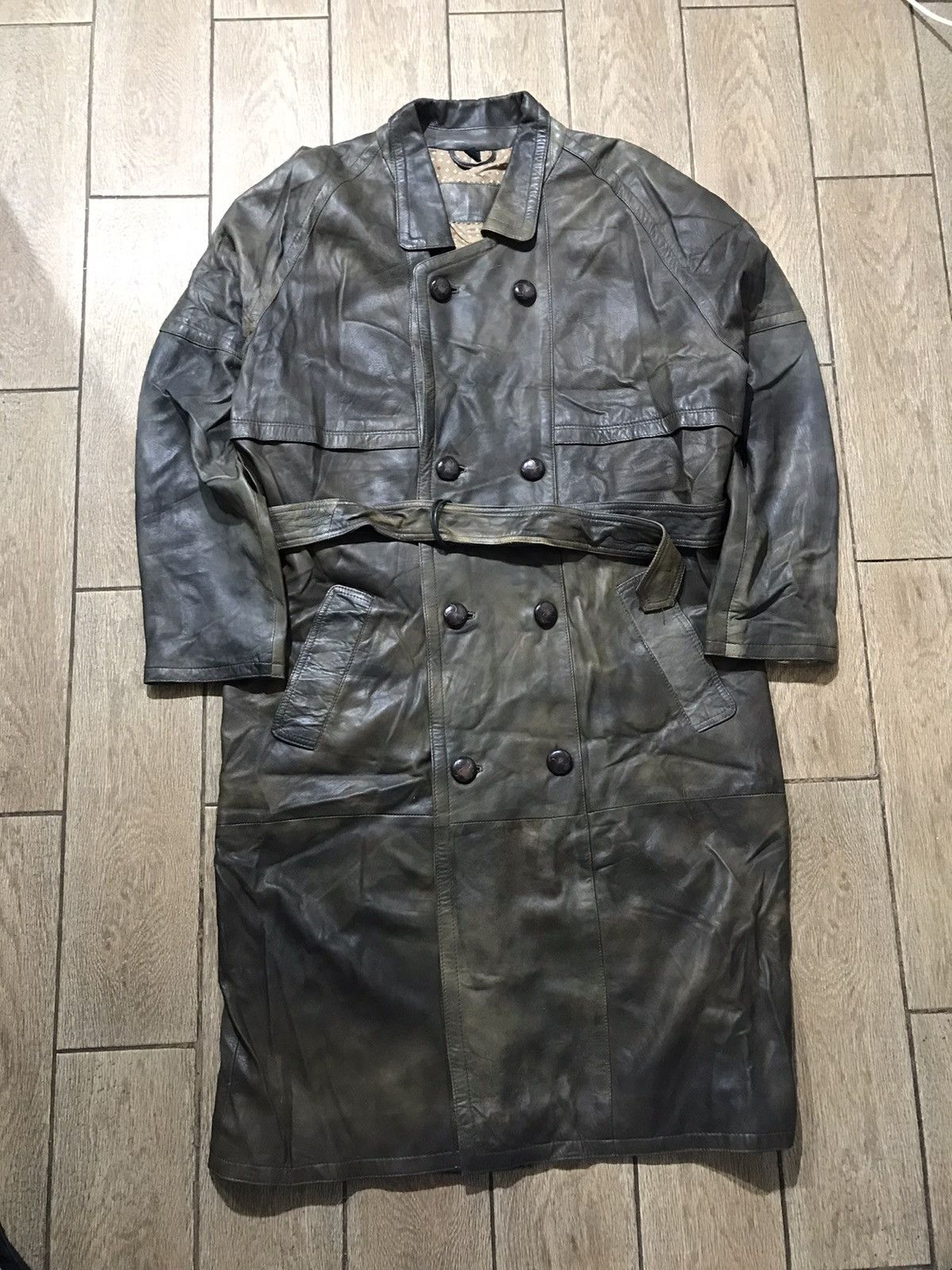 Vintage Vintage dark Faded Leather Trench Coat 70s Lamb Goat Size US L / EU 52-54 / 3 - 1 Thumbnail