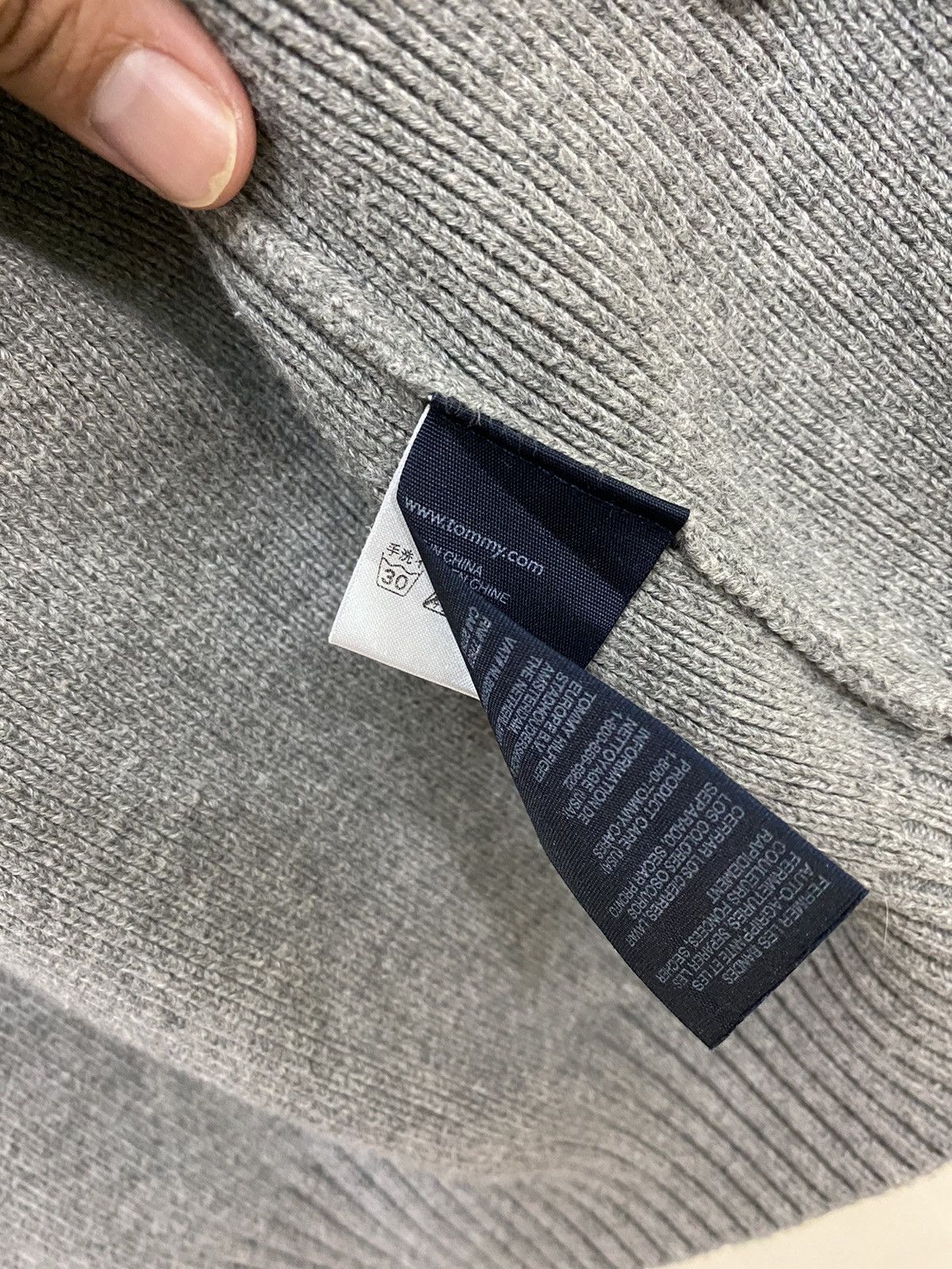 Tommy Hilfiger Tommy Hilfiger Ribbed Zip Sweater Size US M / EU 48-50 / 2 - 11 Thumbnail