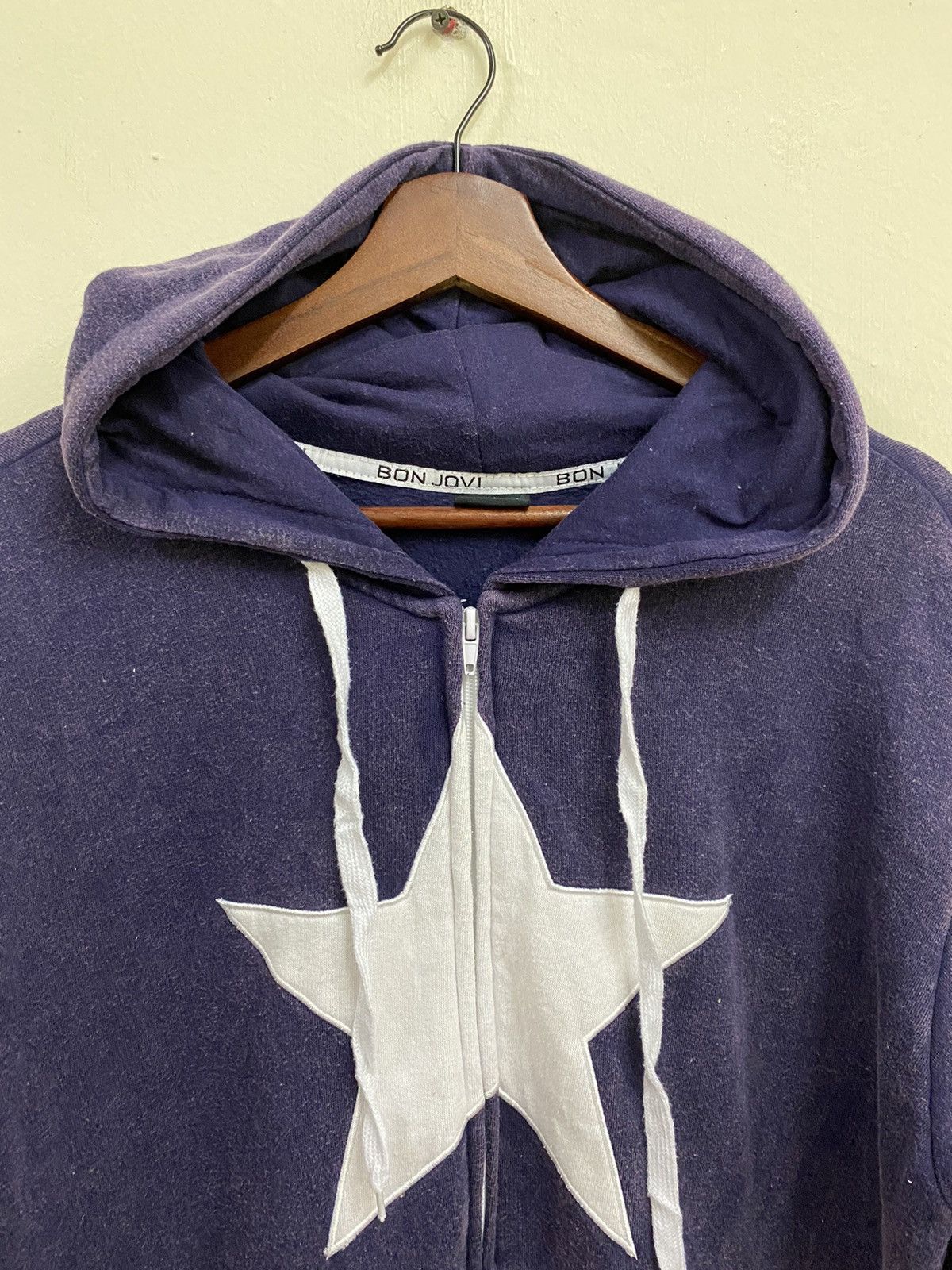 Band Tees × Bon Jovi American Flag Bon Jovi Concert Faded Hoodie Size US M / EU 48-50 / 2 - 4 Thumbnail