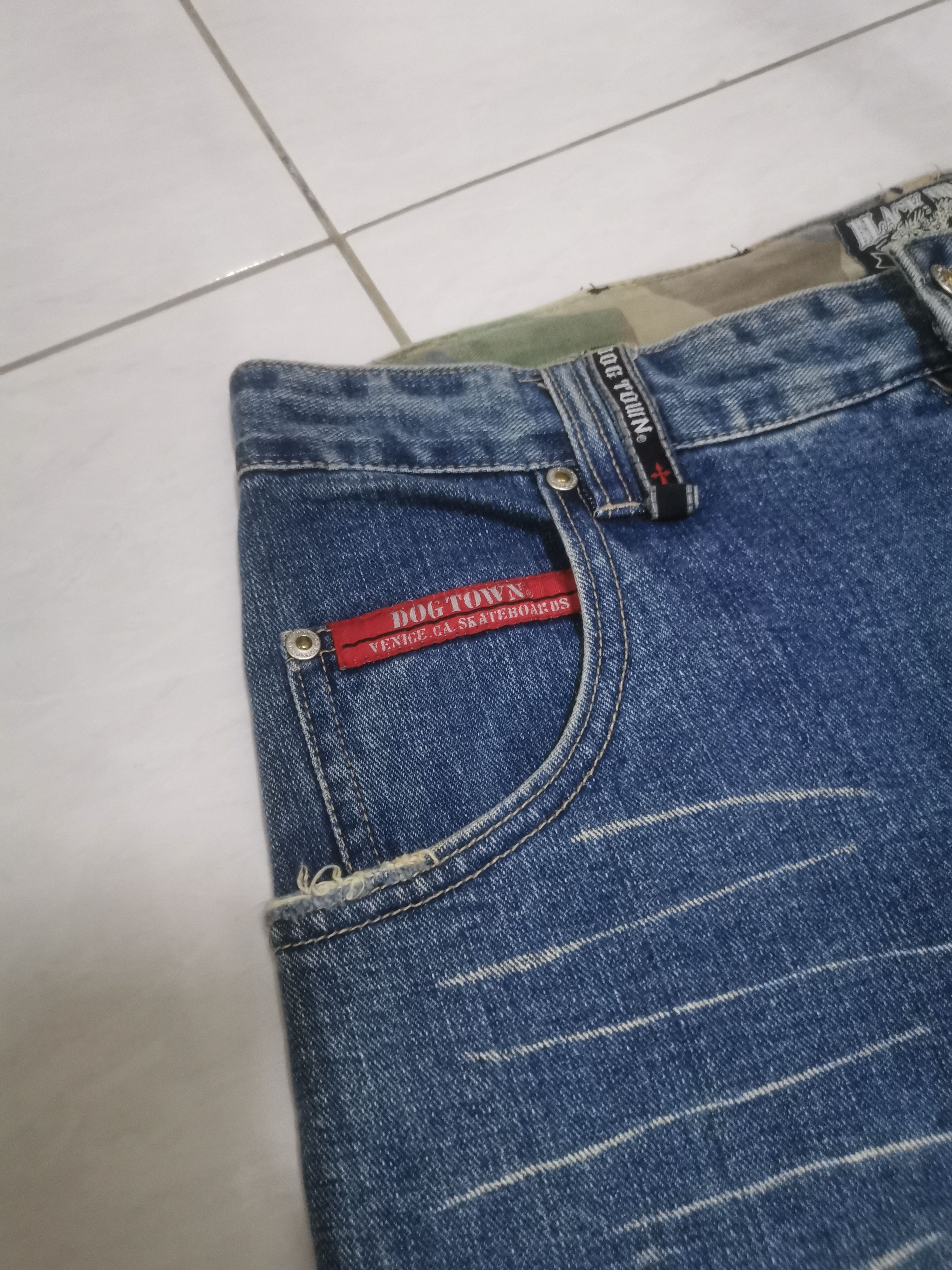 Dogtown × Vintage Vtg Dog Town Black Dragon Baggy Carpenter Skateboard Denim Size US 34 / EU 50 - 4 Thumbnail