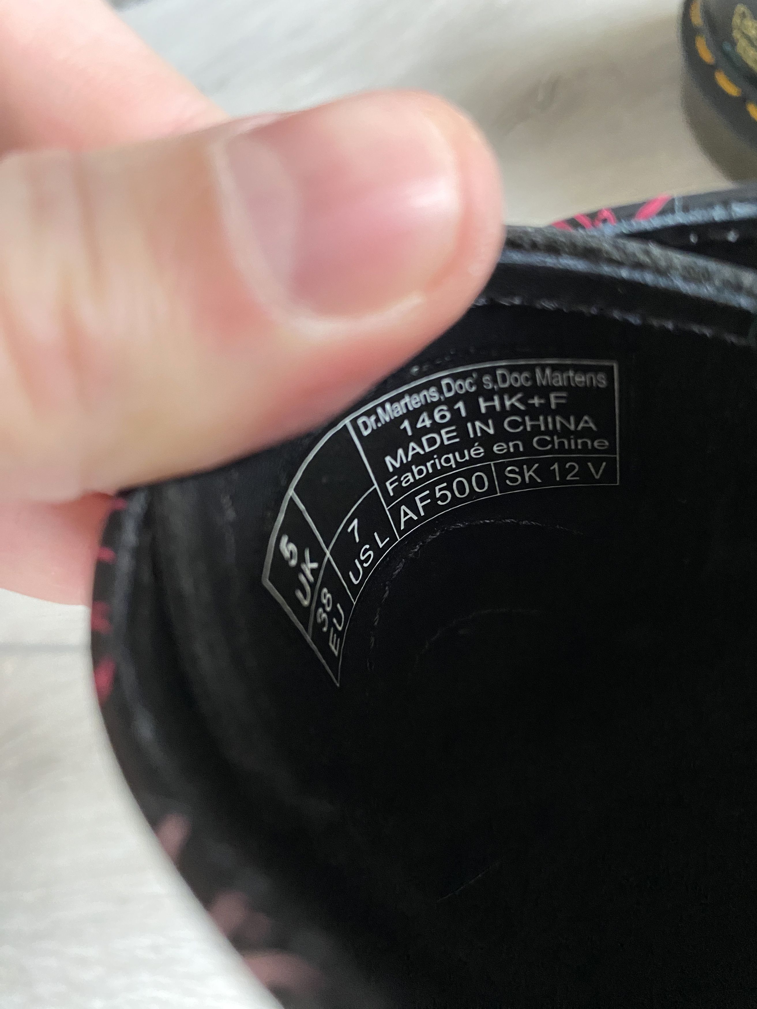 Dr. Martens dr. martens x hello kitty boot Size US 7.5 / IT 37.5 - 5 Thumbnail