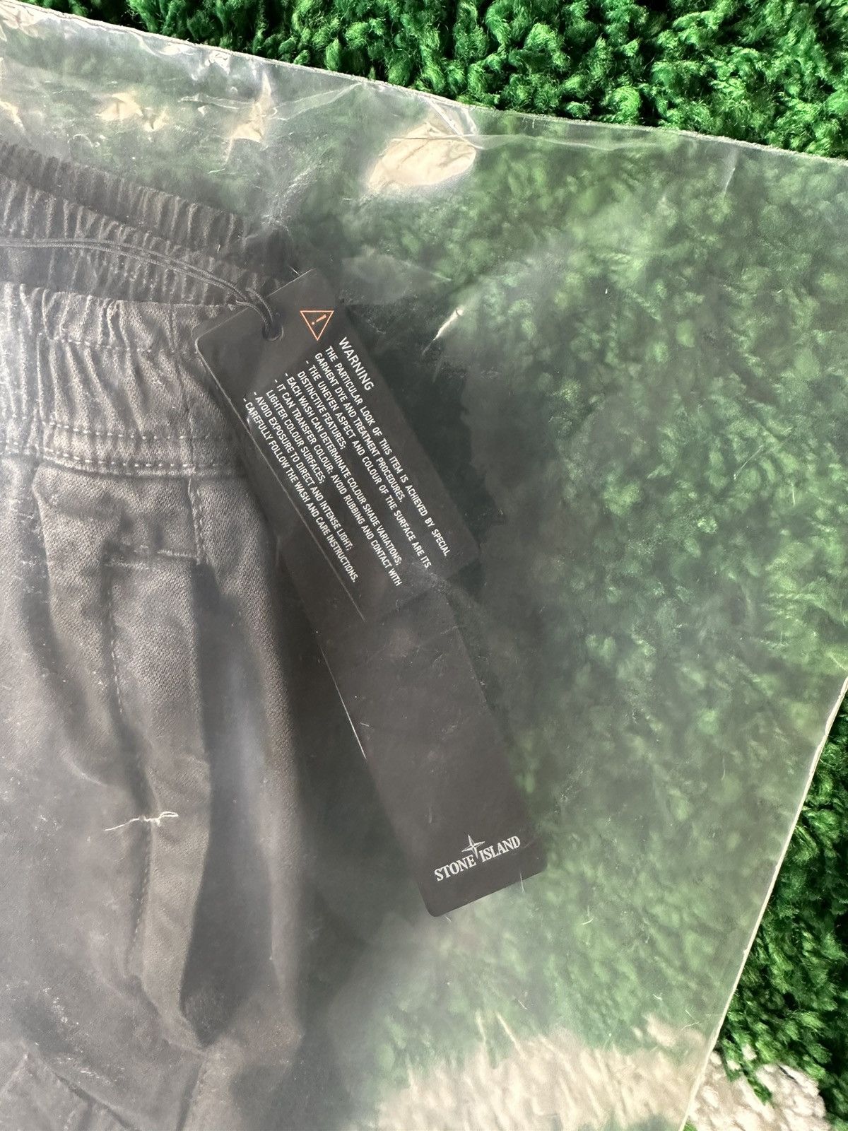 Stone Island Stone Island Stretch Broken Twill Garment Dyed Cargo Pants Size US 30 / EU 46 - 15 Thumbnail