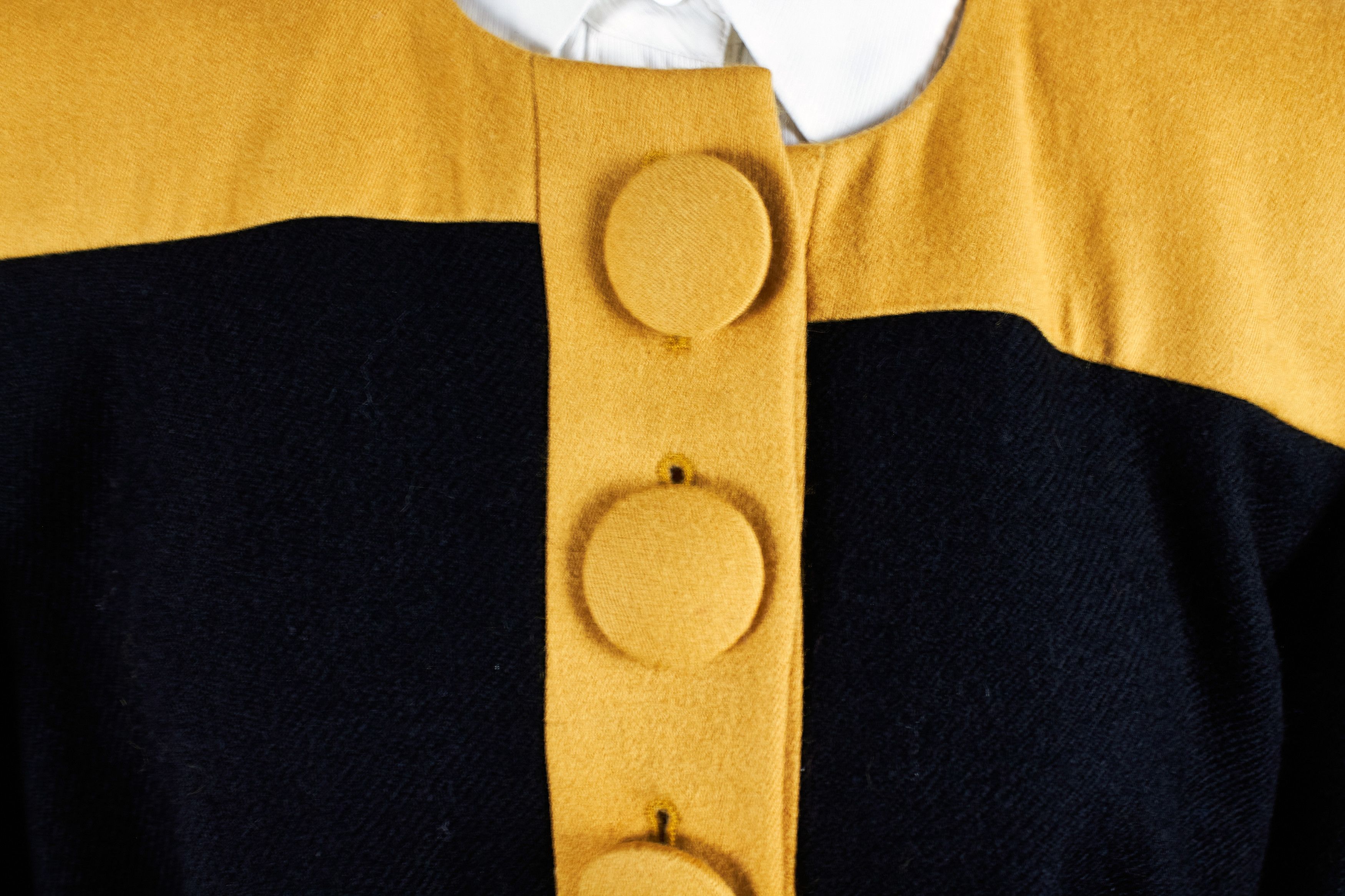 Vintage Vintage 90s black woolen coat Luba Paris Made in France Size M / US 6-8 / IT 42-44 - 8 Thumbnail