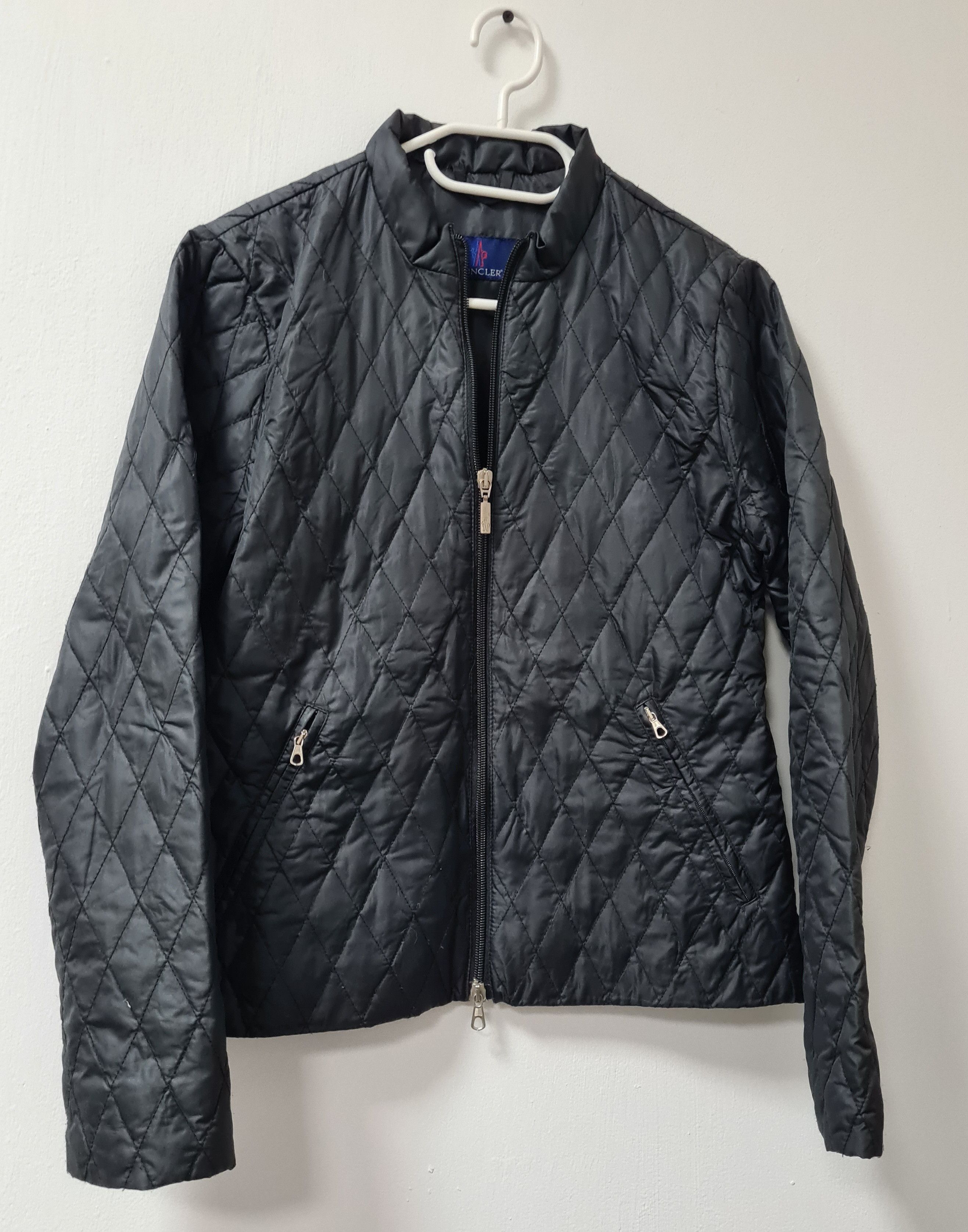 Moncler women's light down jacket S black