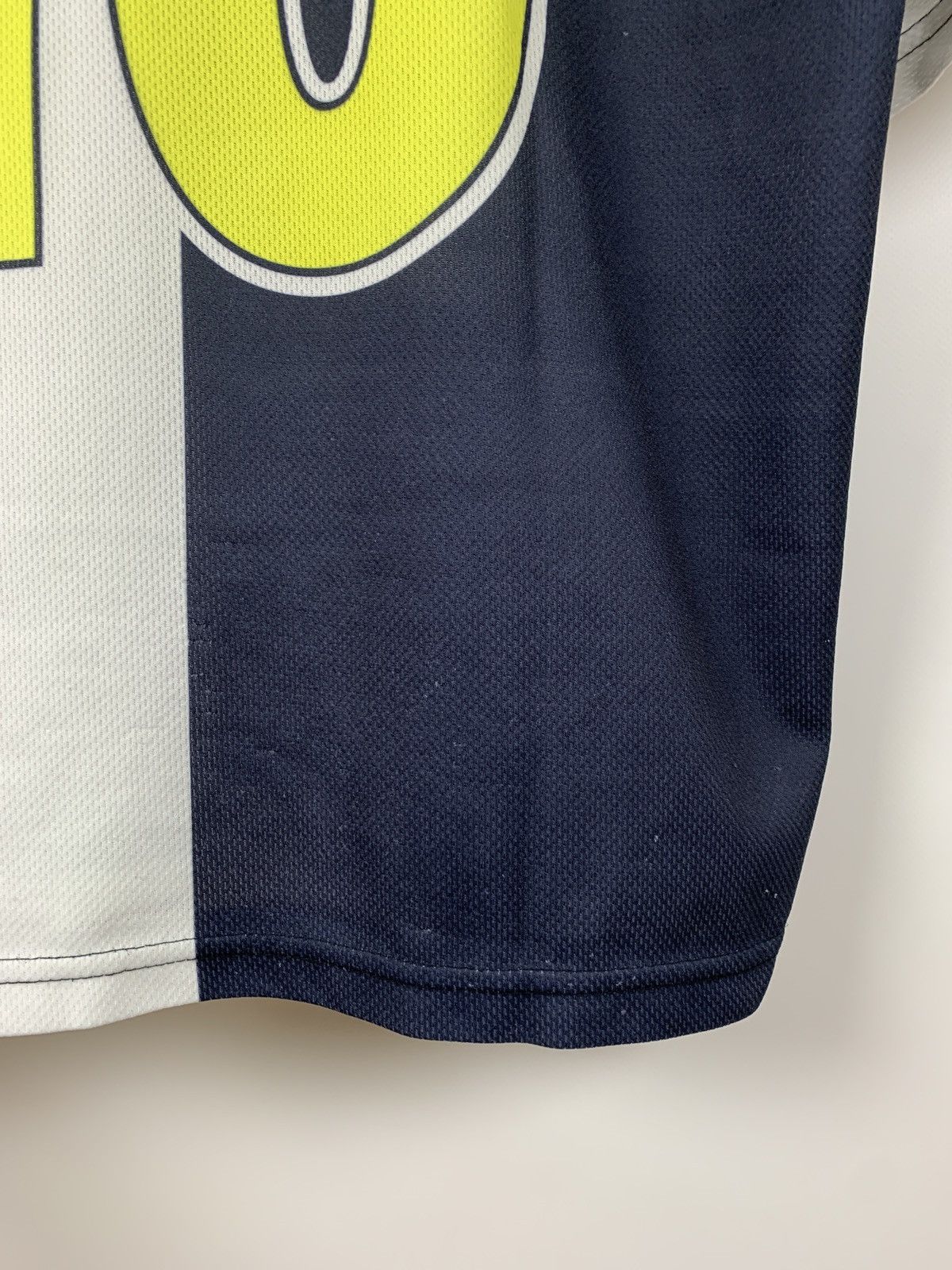 Vintage Sampioni Alessandro Del Piero #10 All Over Print T Shirt Size US XL / EU 56 / 4 - 17 Thumbnail