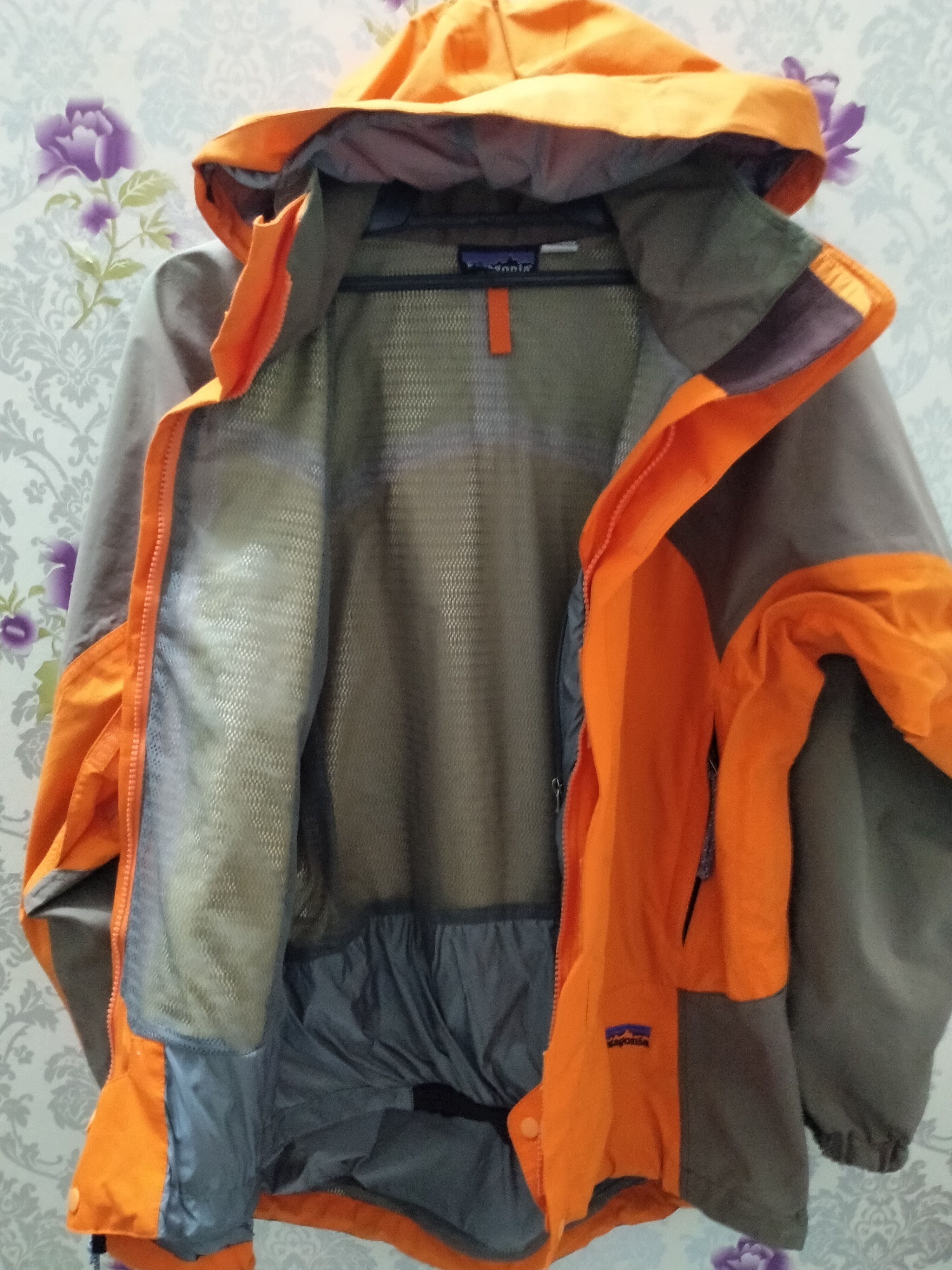 Patagonia PATAGONIA JACKET SKI HOODIE MULTI POCKET ZIP Size US M / EU 48-50 / 2 - 4 Thumbnail