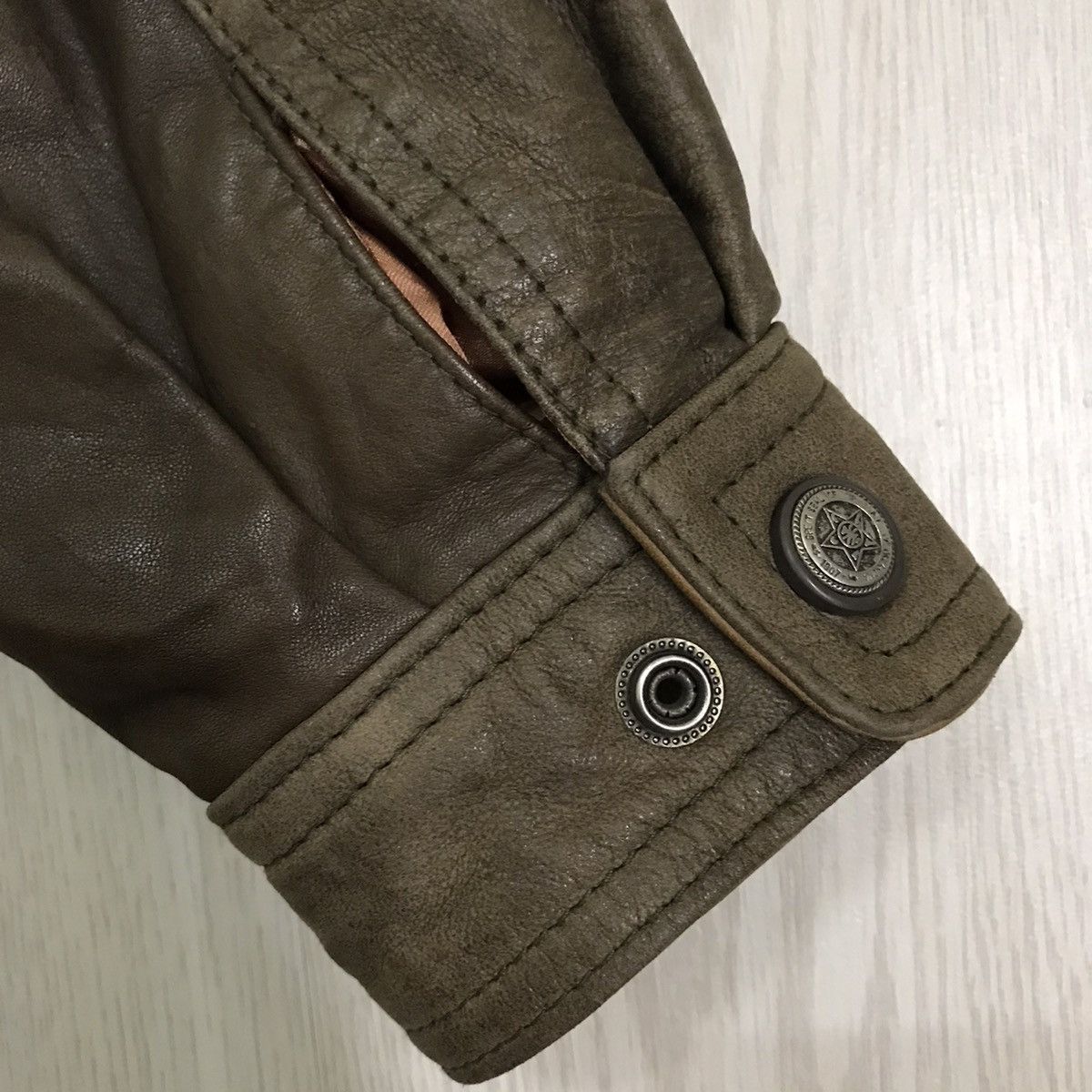 Vintage Vintage American Bomber Leather Jacket State Oklahama Size US L / EU 52-54 / 3 - 15 Thumbnail