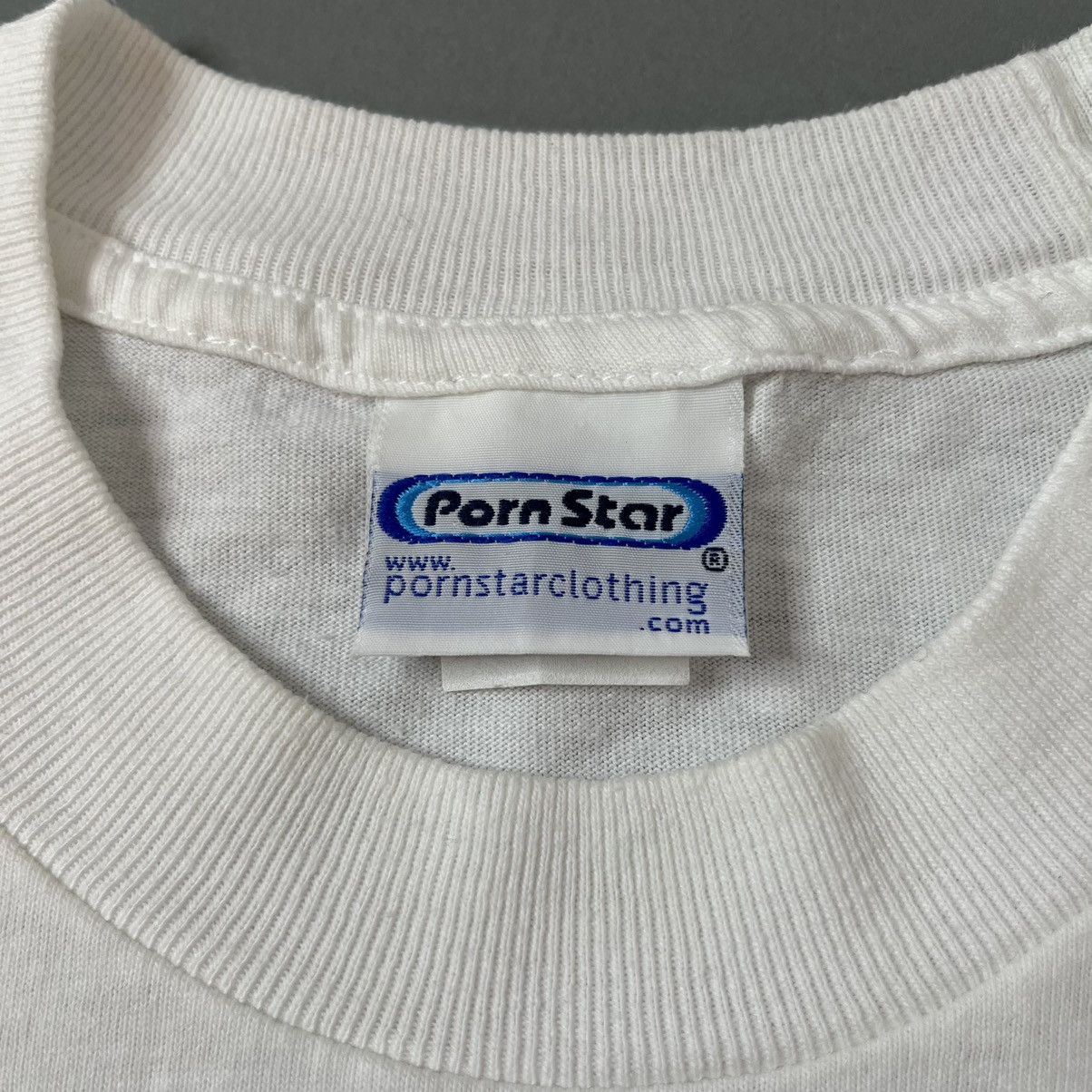 Vintage VINTAGE 90’S PORN STAR 3D LOGO T-SHIRT Size US L / EU 52-54 / 3 - 8 Thumbnail