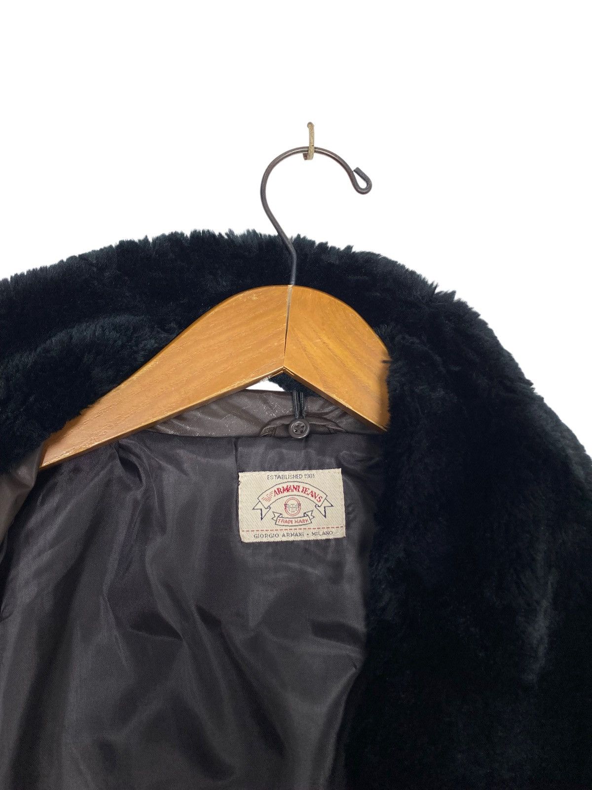 Giorgio Armani Rare‼️ Giorgio Armani Belted Jacket Faux Fur Colar Size M / US 6-8 / IT 42-44 - 8 Thumbnail
