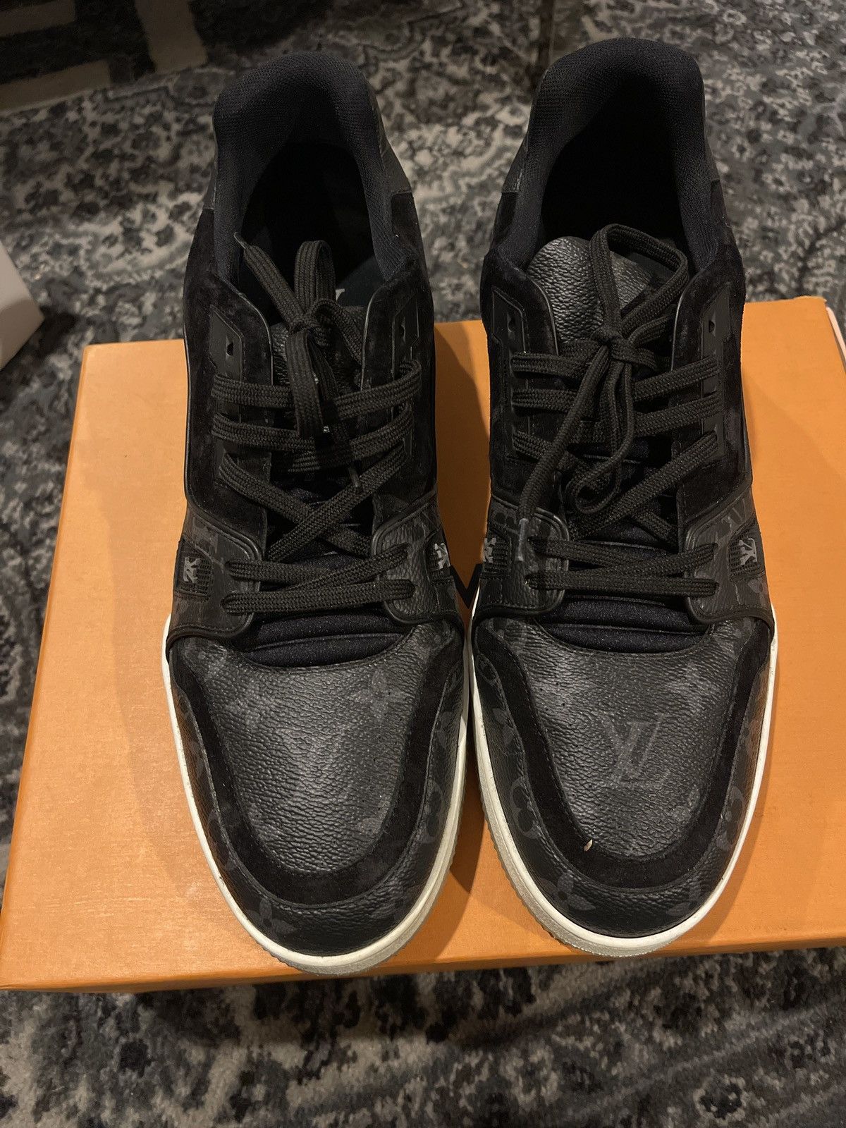 Louis Vuitton Louis Vuitton Monogram Eclipse Trainer Size US 12 / EU 45 - 3 Thumbnail