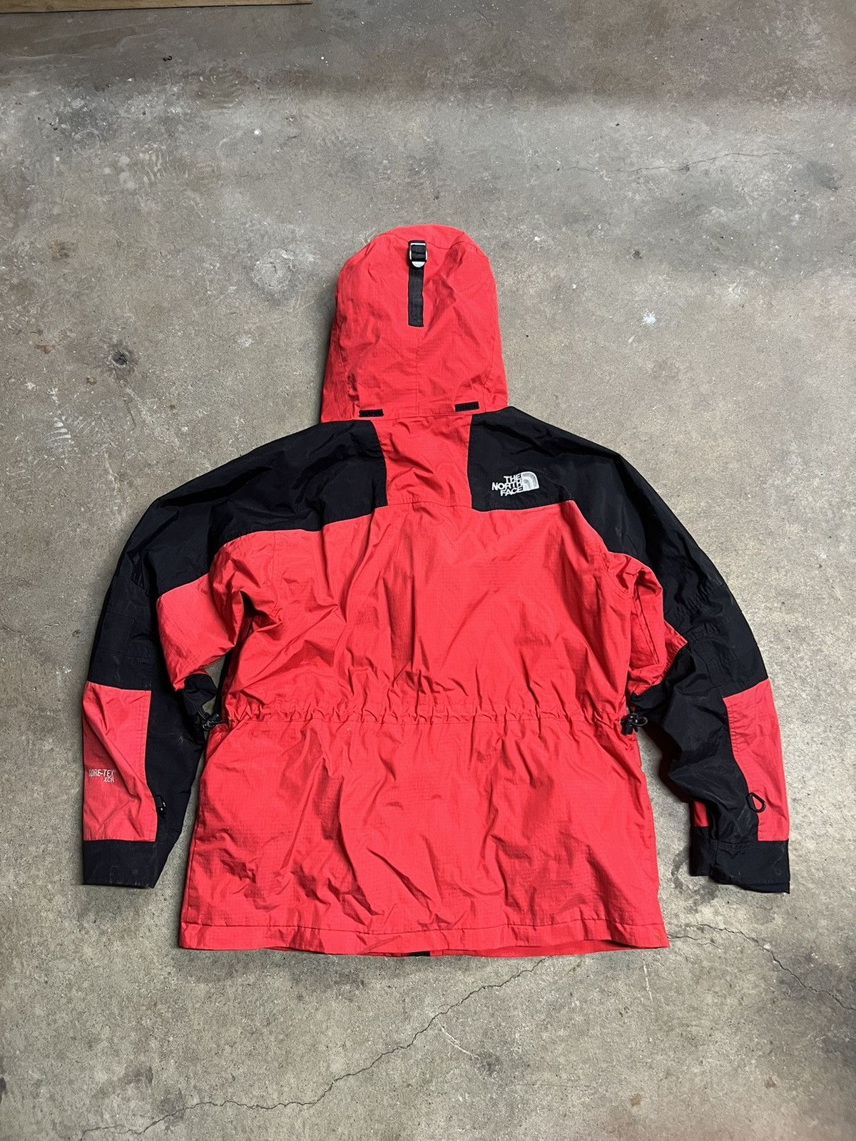 The North Face × Vintage Vintage The North Face Summit Series Gore Tex Jacket Size US L / EU 52-54 / 3 - 8 Thumbnail