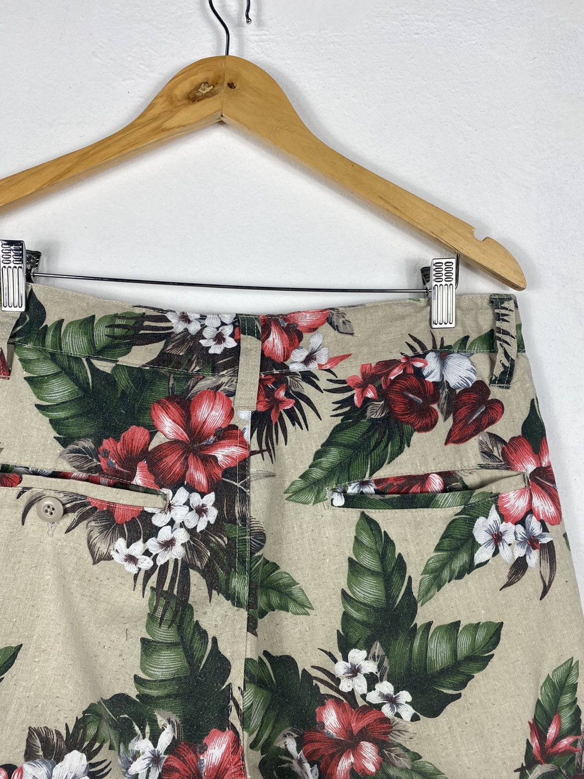Japanese Brand High Quality Product Floral Short Pant Size US 32 / EU 48 - 6 Thumbnail