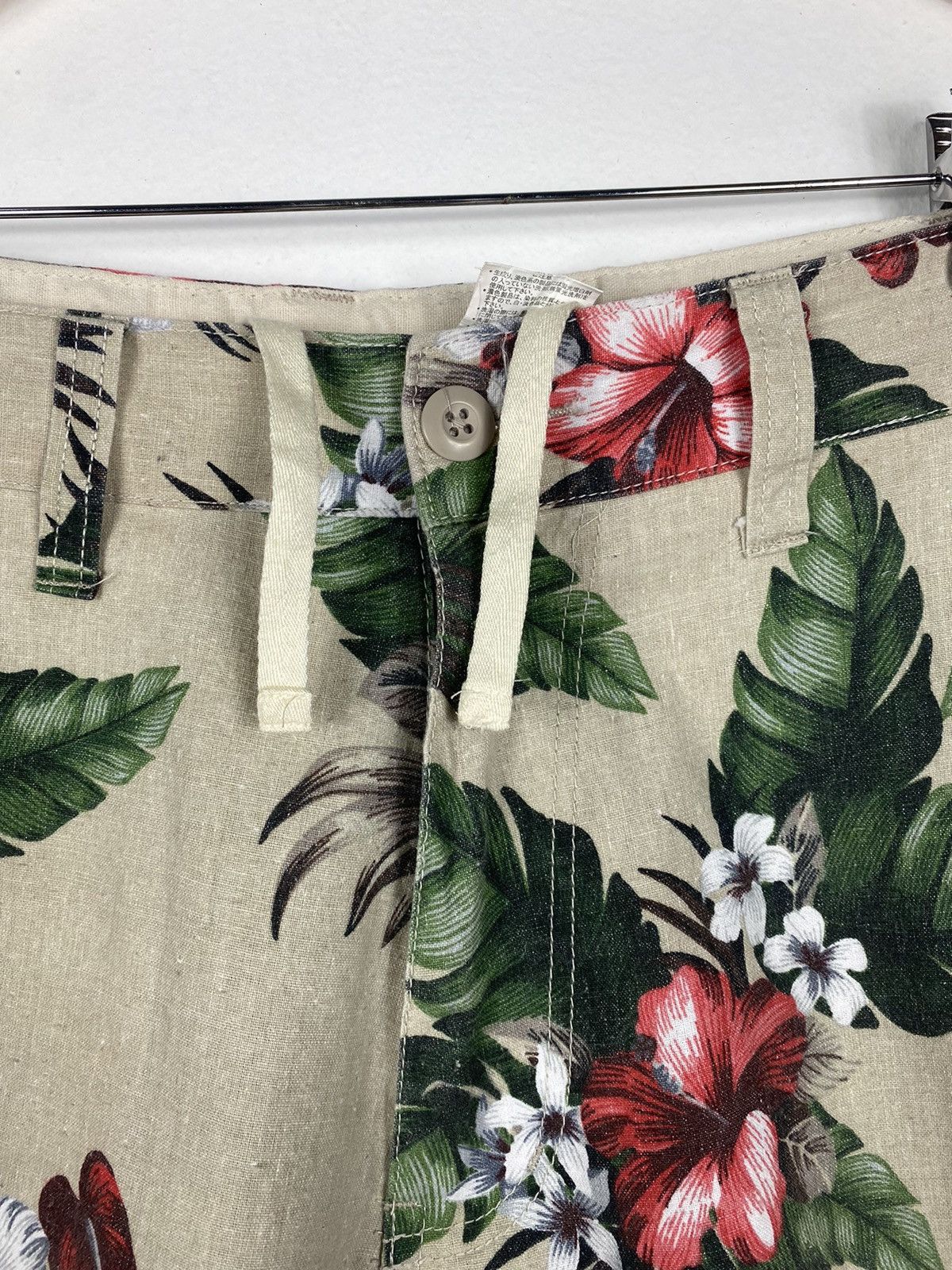 Japanese Brand High Quality Product Floral Short Pant Size US 32 / EU 48 - 5 Thumbnail