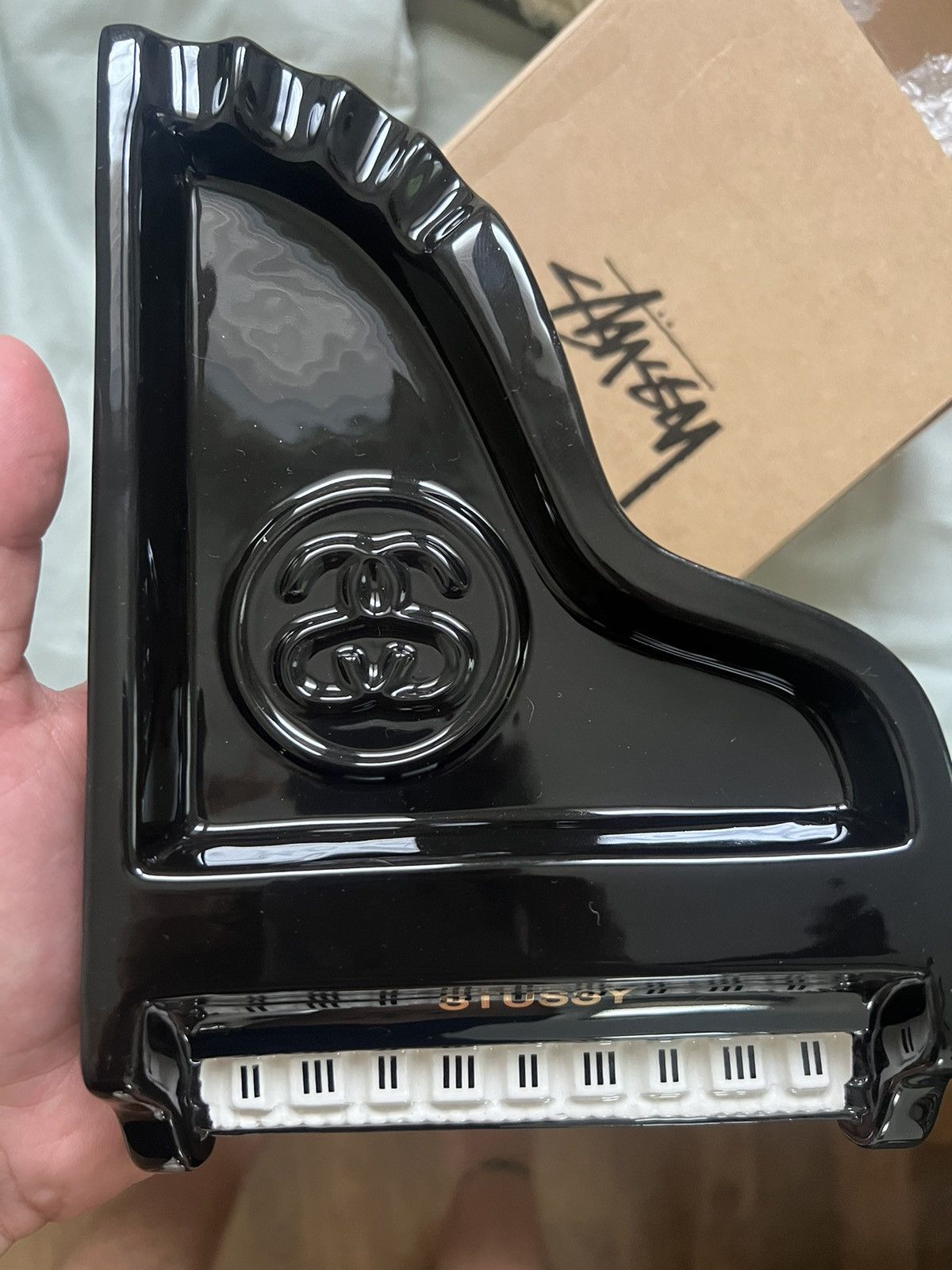 Stussy Stussy piano ashtray - In Hand | Grailed