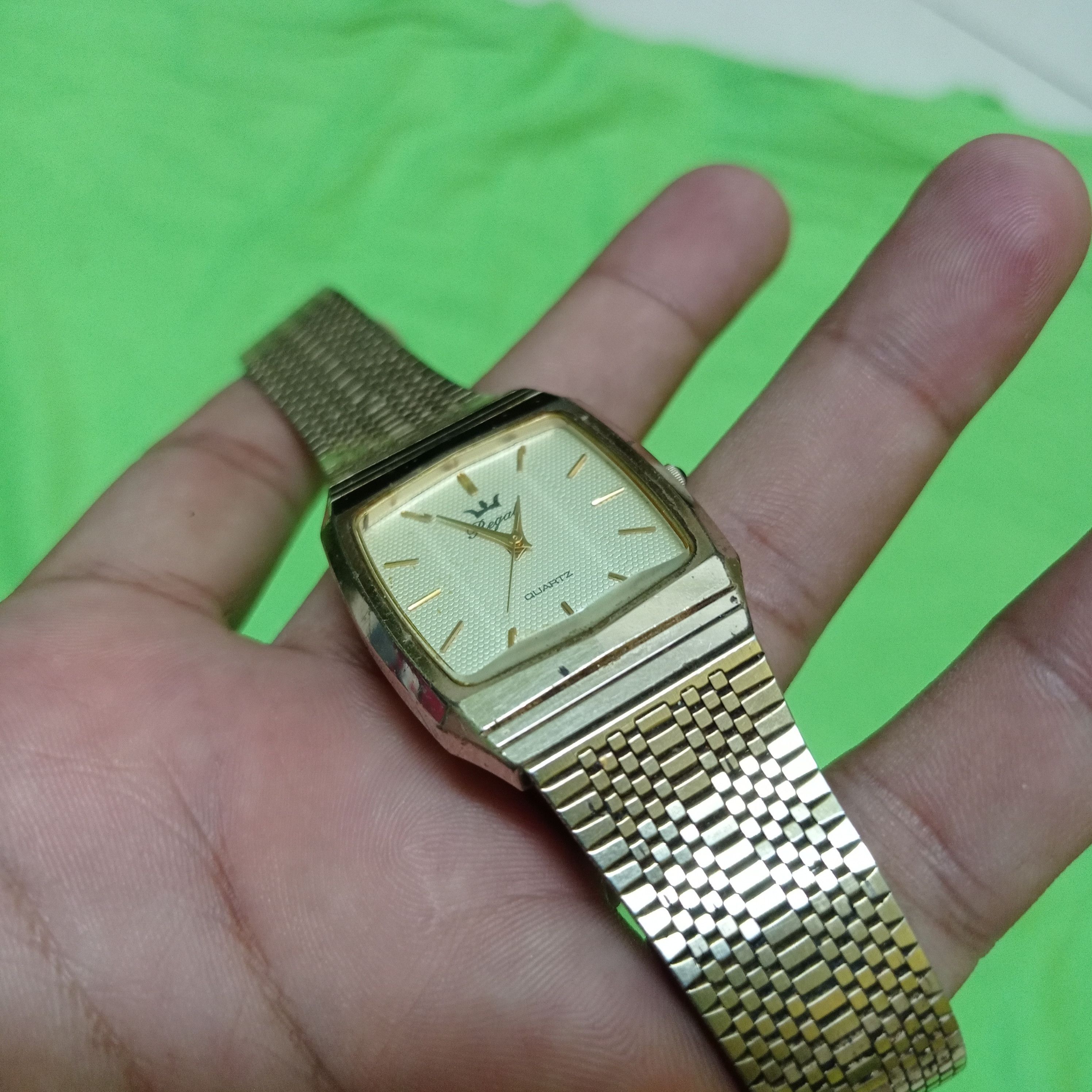 Vintage Retro (Not Function watch & need to service/repair) Size ONE SIZE - 9 Thumbnail