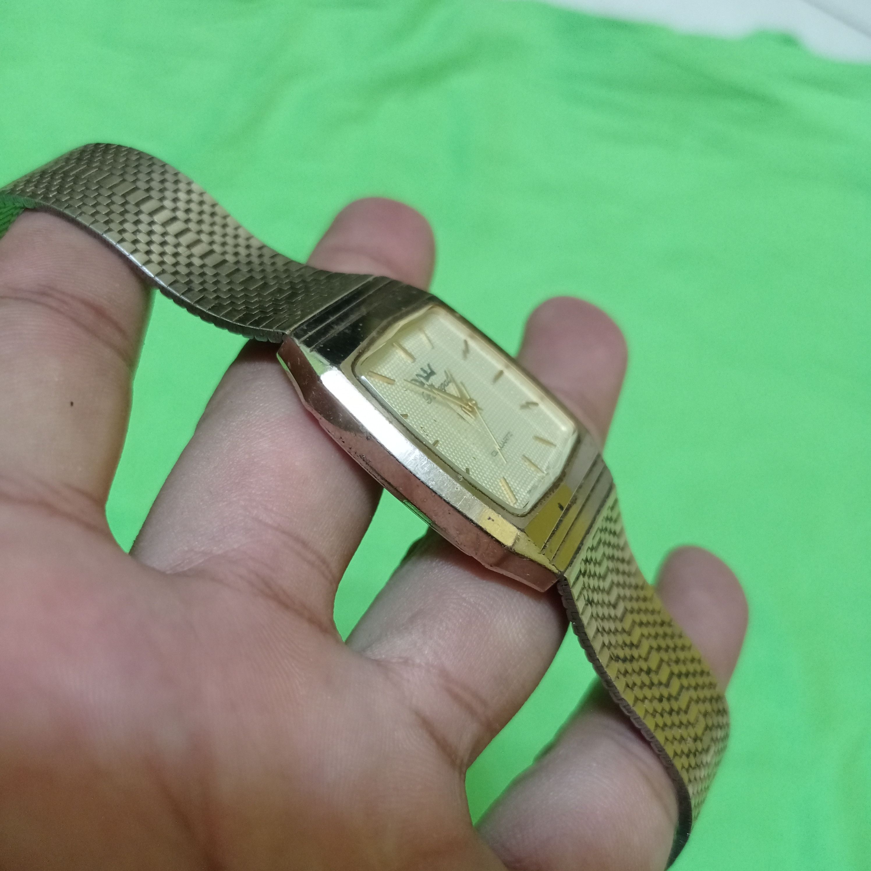 Vintage Retro (Not Function watch & need to service/repair) Size ONE SIZE - 7 Thumbnail