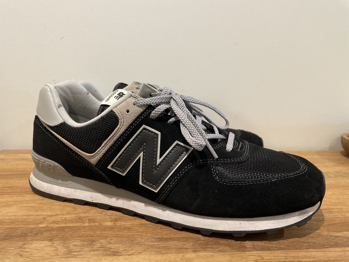 Classic Navy 574
