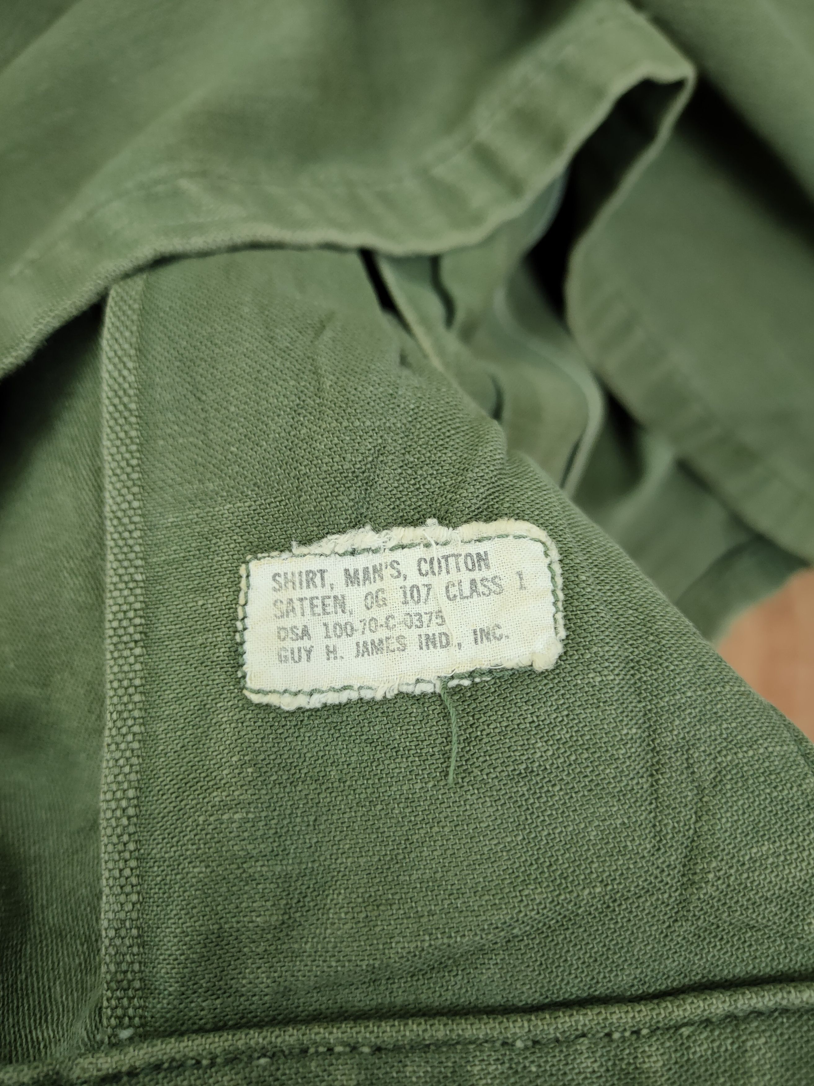 Vintage 70an Vietnam Us Army military Guy H James ind vintage #4202D Size US M / EU 48-50 / 2 - 14 Thumbnail