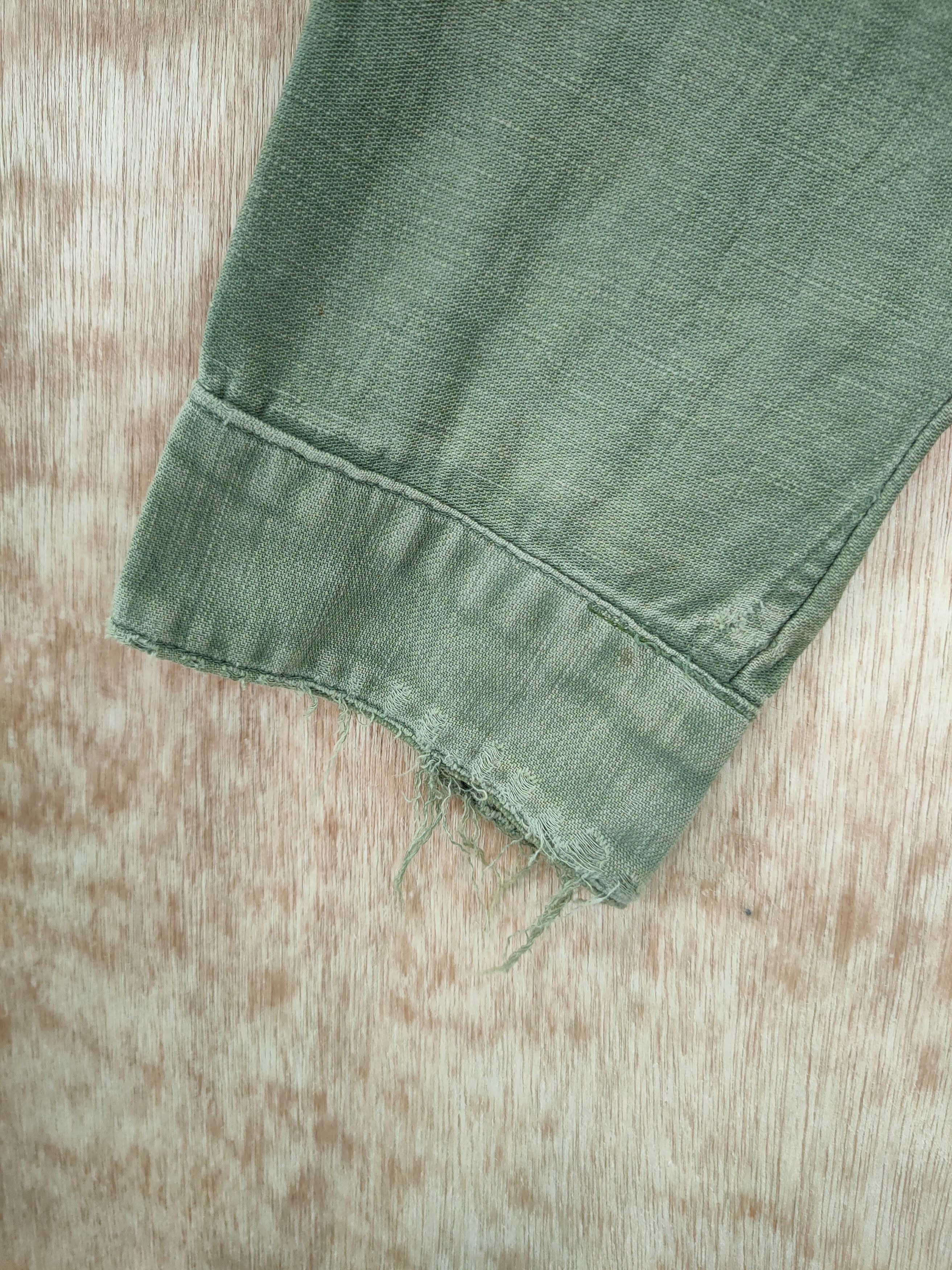 Vintage 70an Vietnam Us Army military Guy H James ind vintage #4202D Size US M / EU 48-50 / 2 - 6 Thumbnail