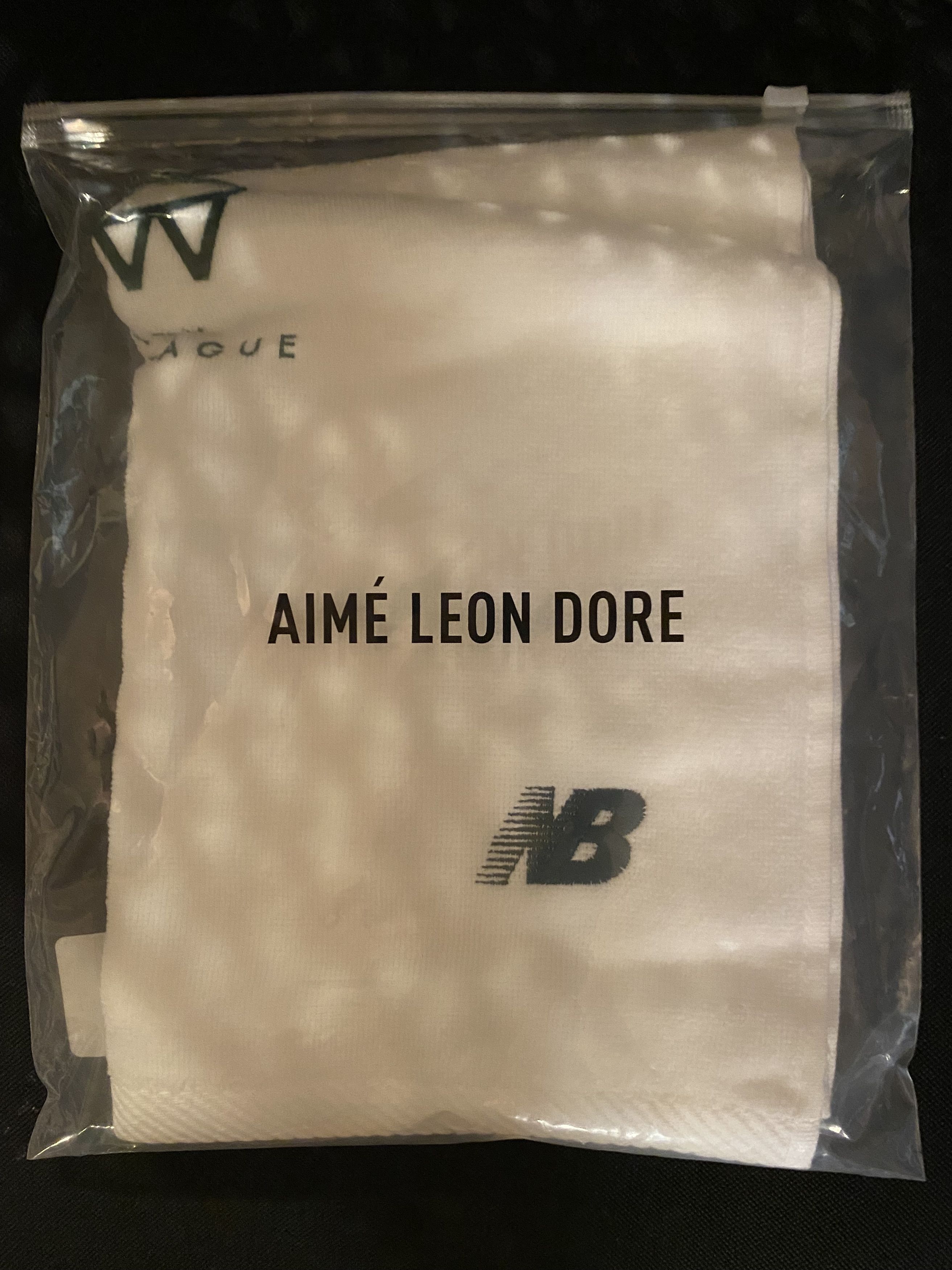 Aime Leon Dore × New Balance Aime Leon Dore New Balance Towel Papyrus Size ONE SIZE - 1 Thumbnail