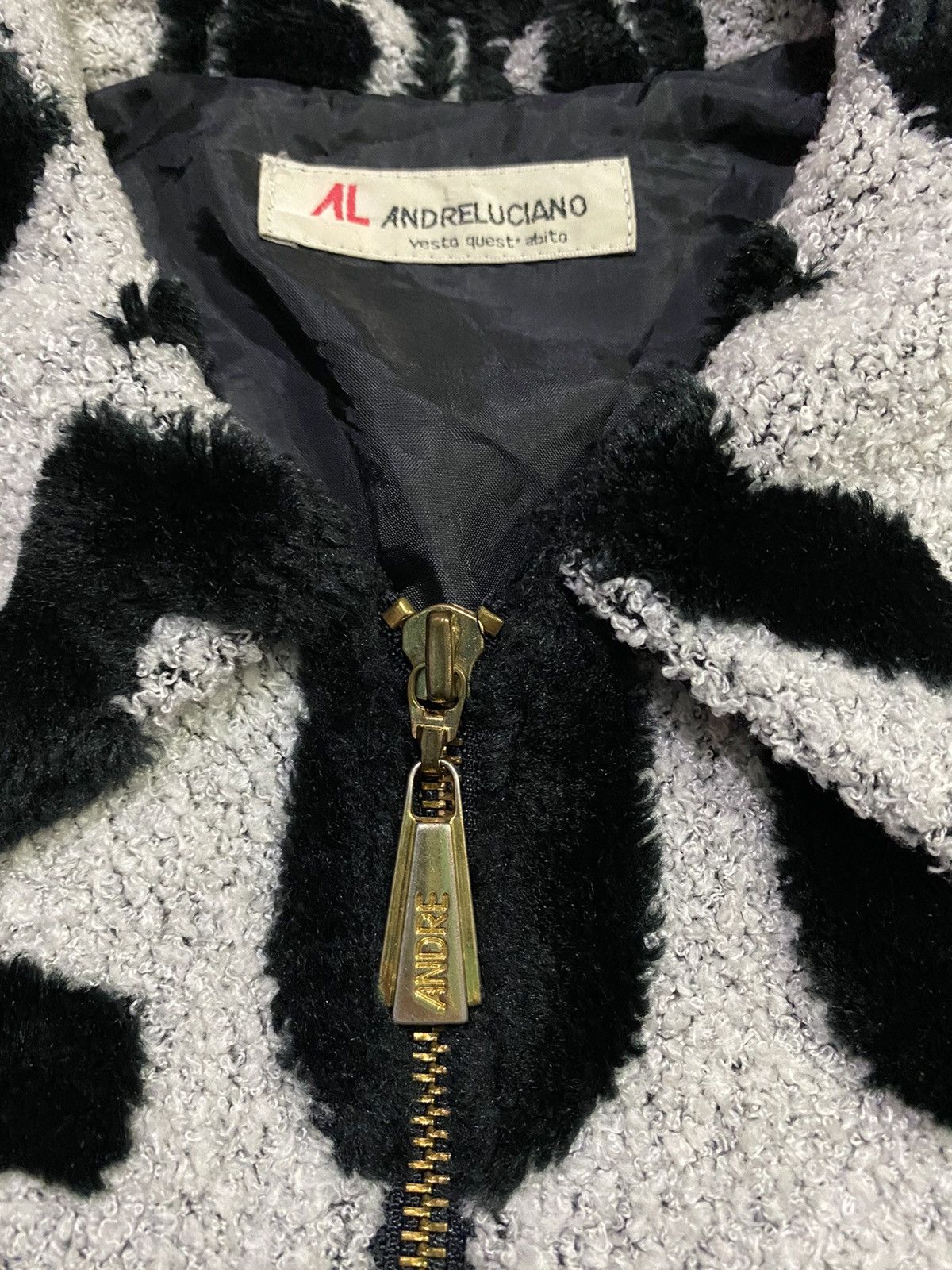Andreluciano Andre Luciano Spellout Fullprint Jacket Nice Design Size US M / EU 48-50 / 2 - 7 Thumbnail