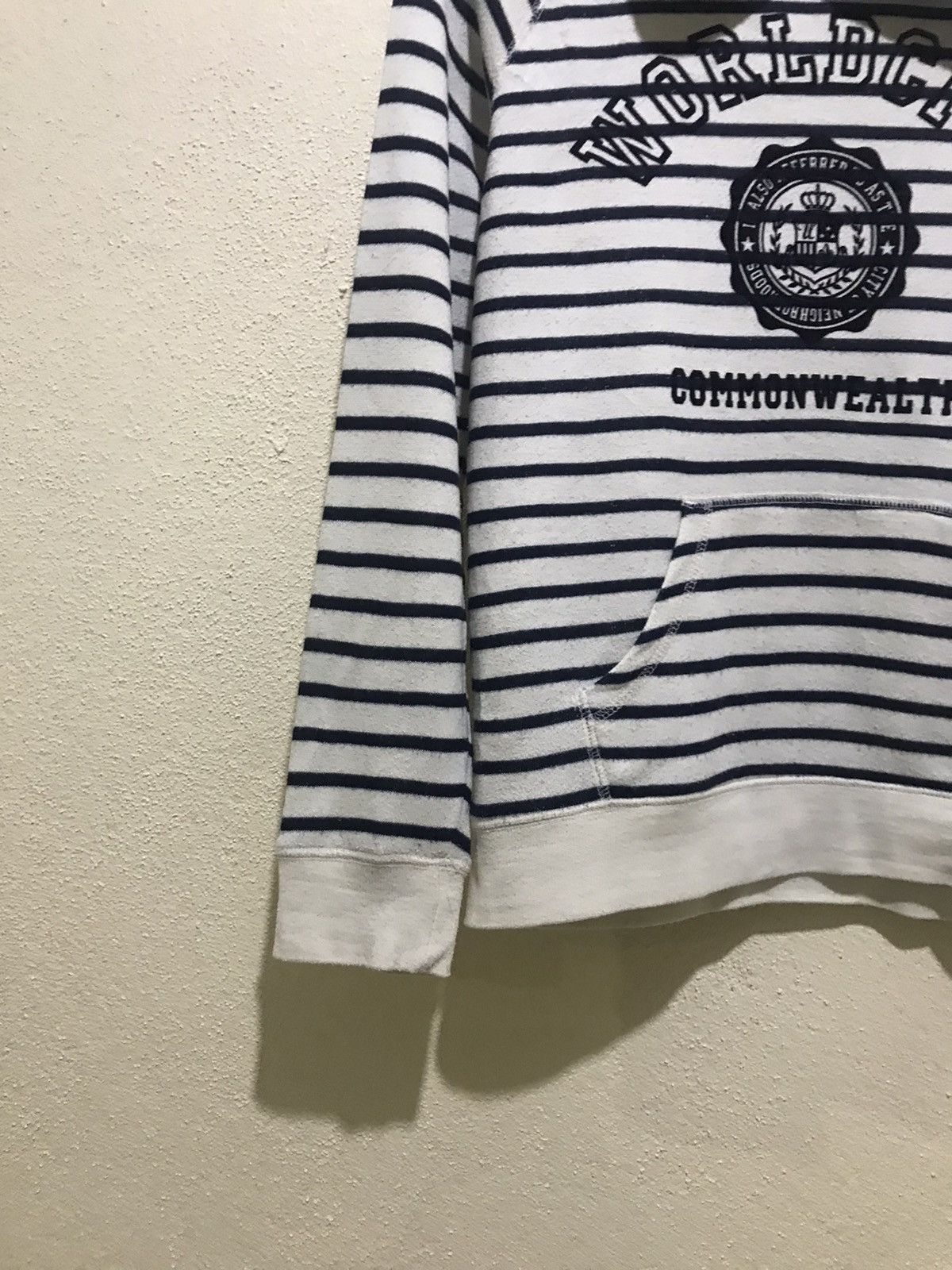 Japanese Brand Tip Top Hoodie spell out WORLDCITY size M Size US M / EU 48-50 / 2 - 2 Thumbnail