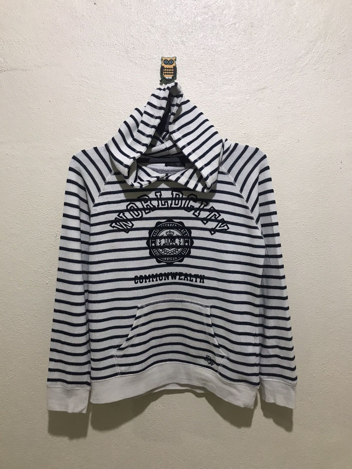 Japanese Brand Tip Top Hoodie spell out WORLDCITY size M Size US M / EU 48-50 / 2 - 1 Thumbnail