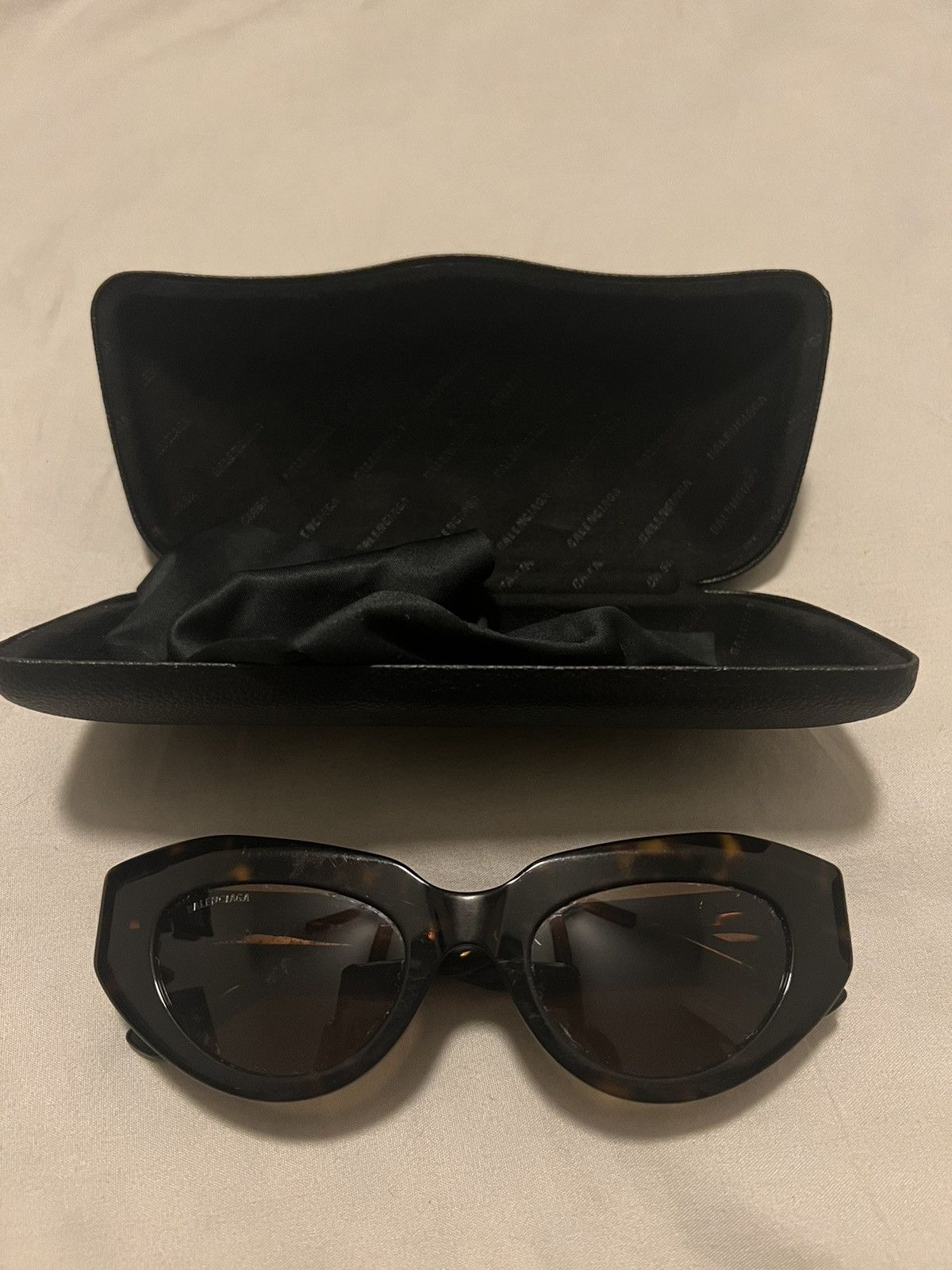 image of Balenciaga Bb0236S 002 in Tortoise, Men's