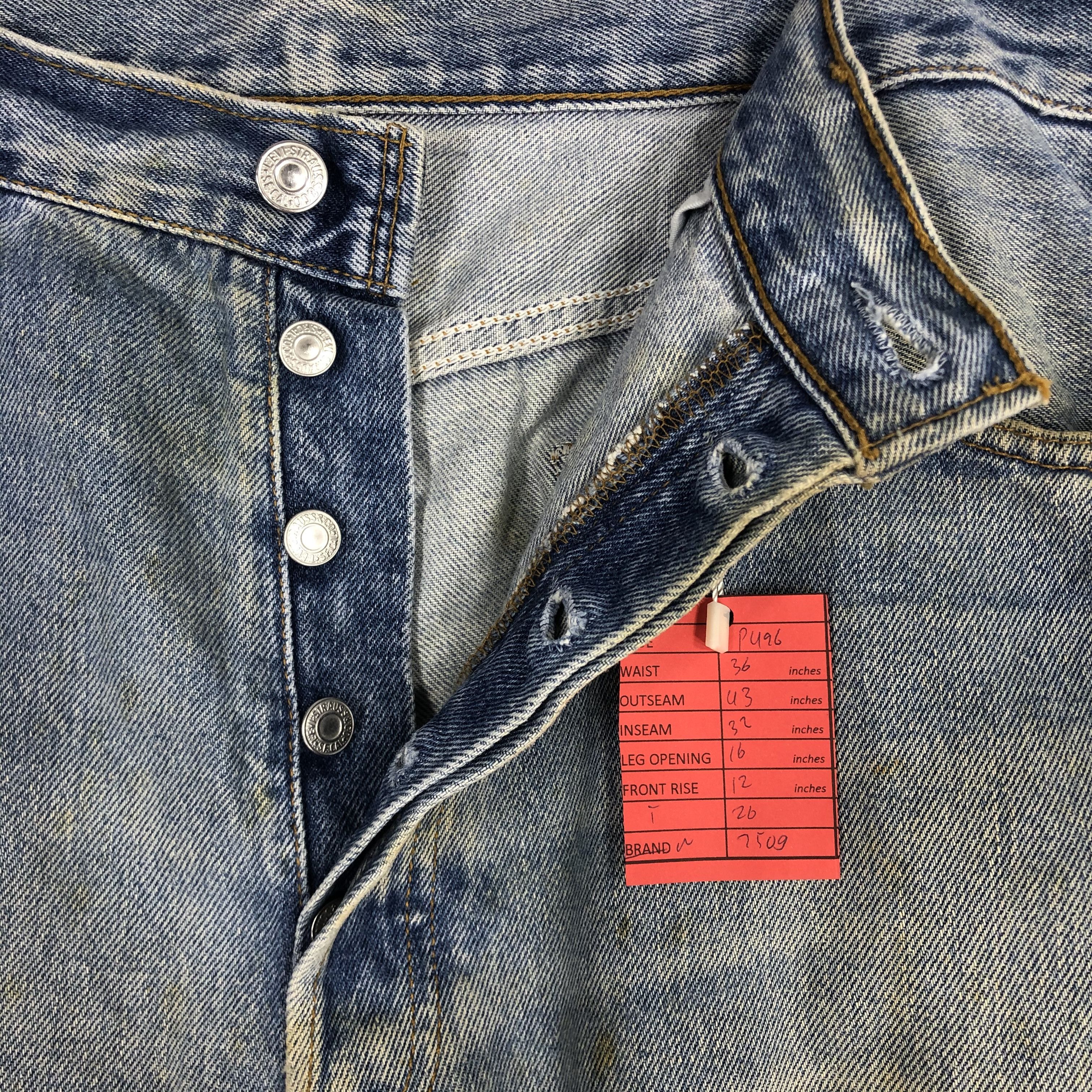 Vintage Levi's 501 Ripped Light Blue Jean Size 36