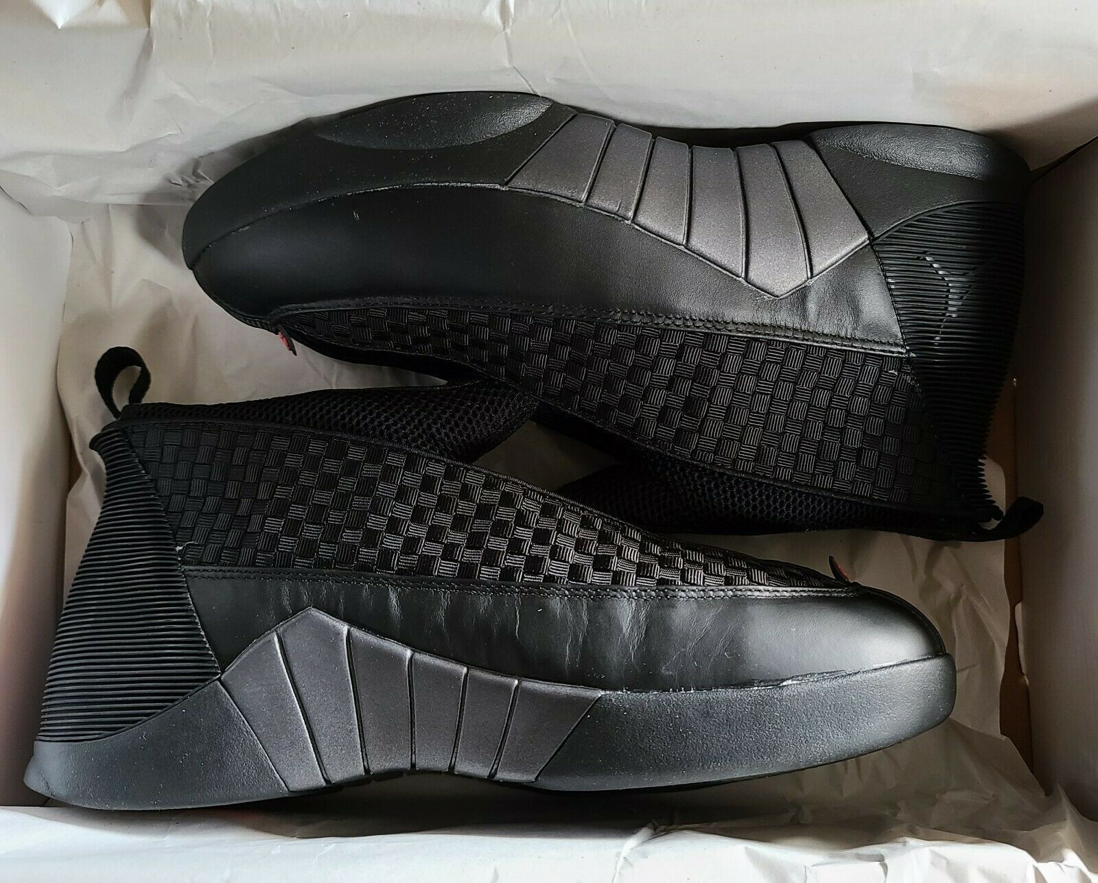 Jordan Brand Nike Air Jordan 15 (XV) Black / Varsity Red Size US 10.5 / EU 43-44 - 3 Thumbnail