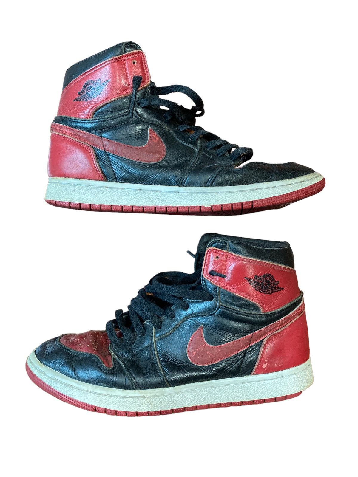 AIR JORDAN 1 BRED 1994 Hi Top Sneakers