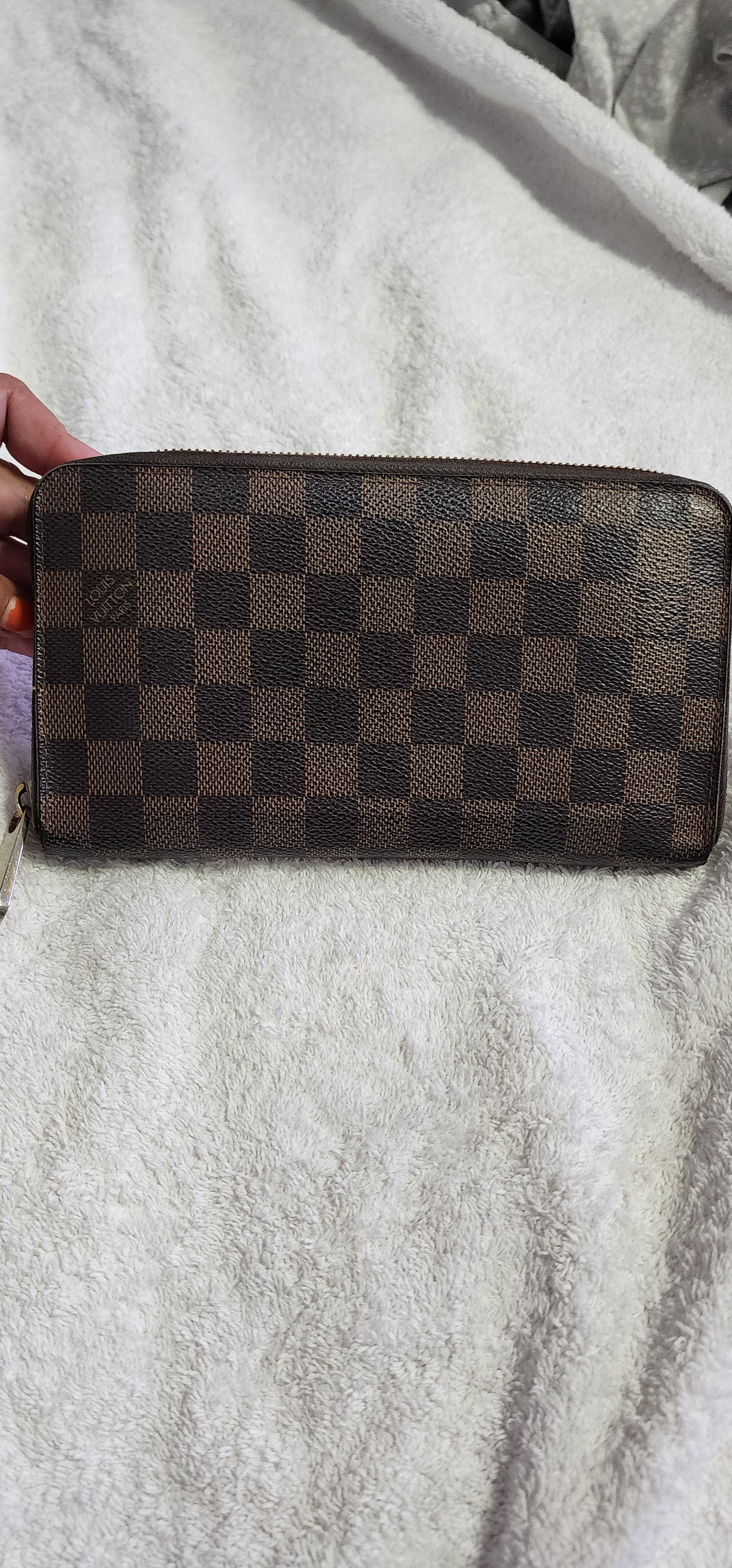 Damier Ebene Unisex XXL Zippy Wallet