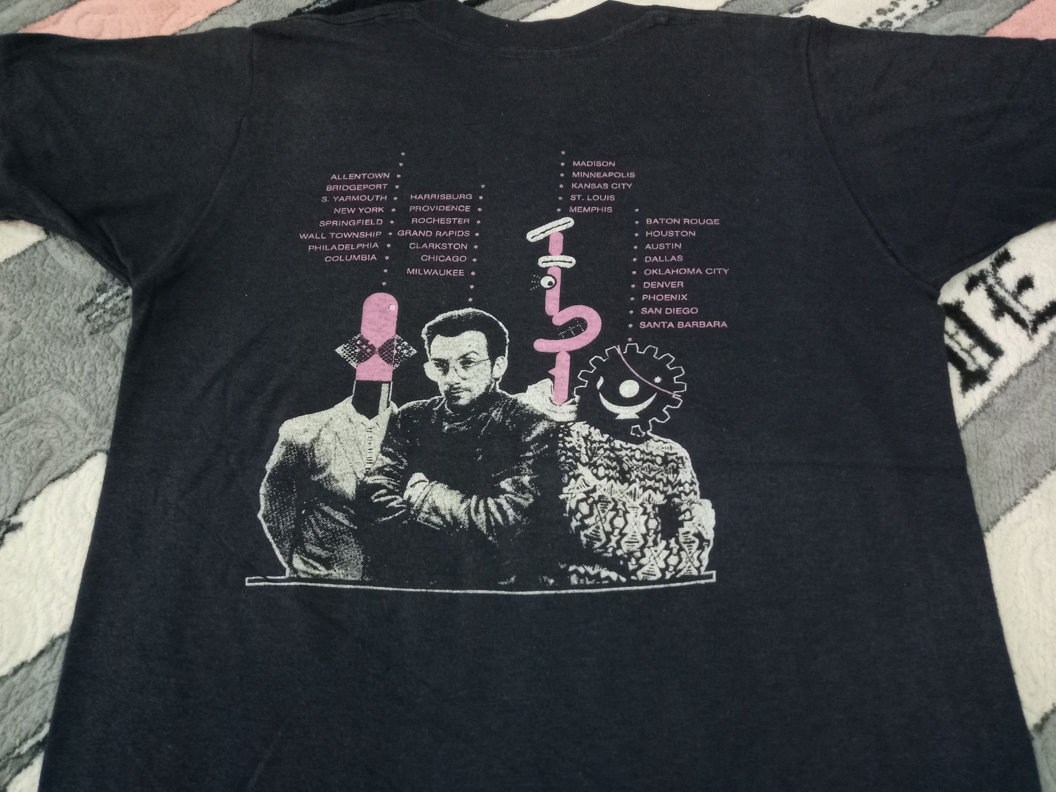 Vintage Elvis Castello punk music men's t shirt