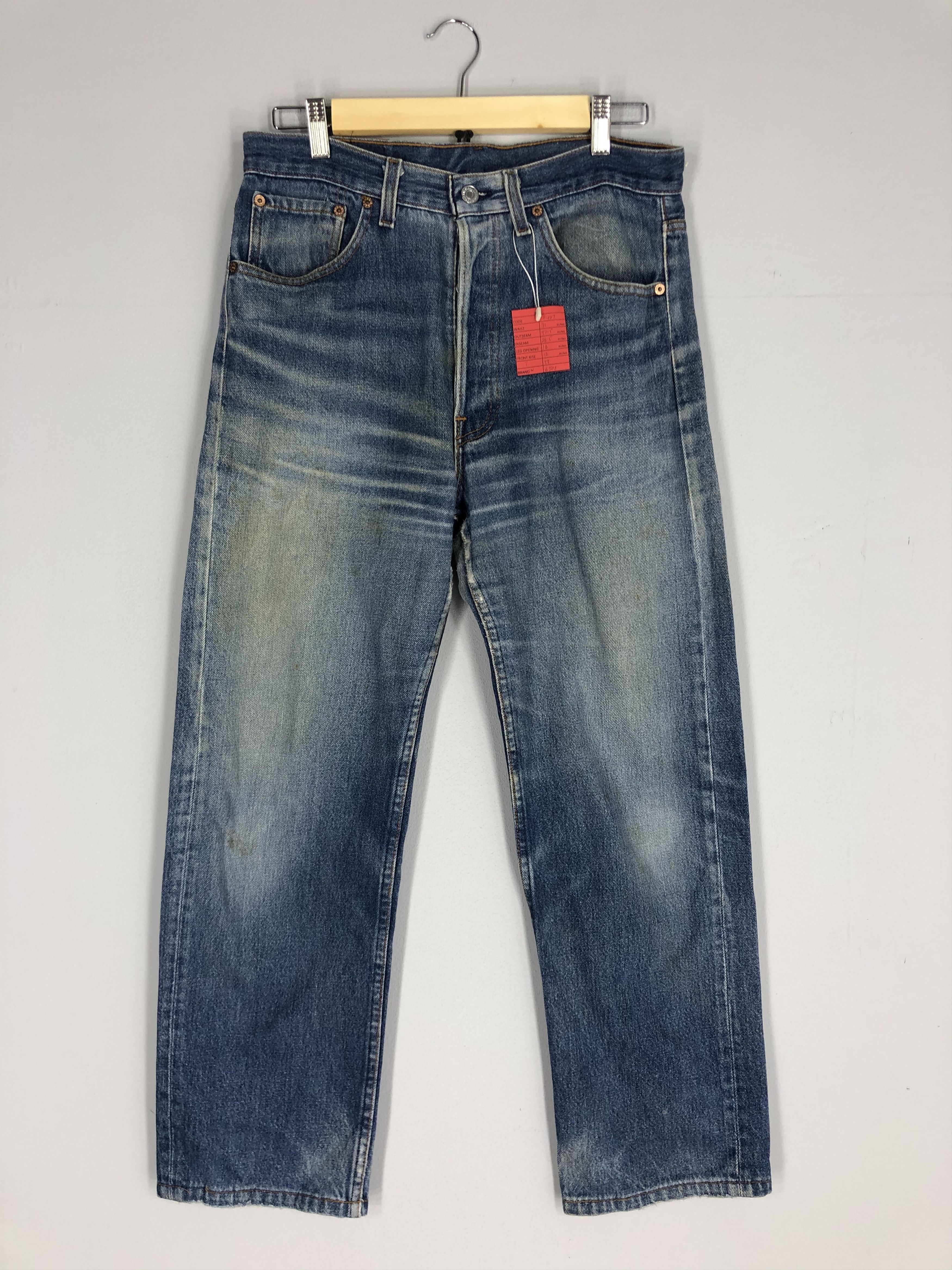 Vintage Levi's 501xx Light Blue Stone Washed Jean Size 31