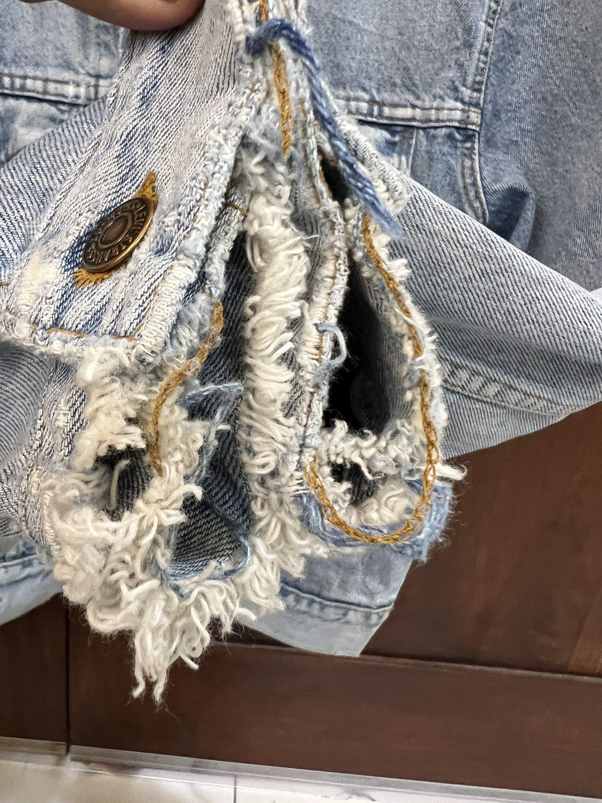 Levi's Vintage Custom Kurt Cobain Made in USA Denim Jacket Size US L / EU 52-54 / 3 - 6 Thumbnail
