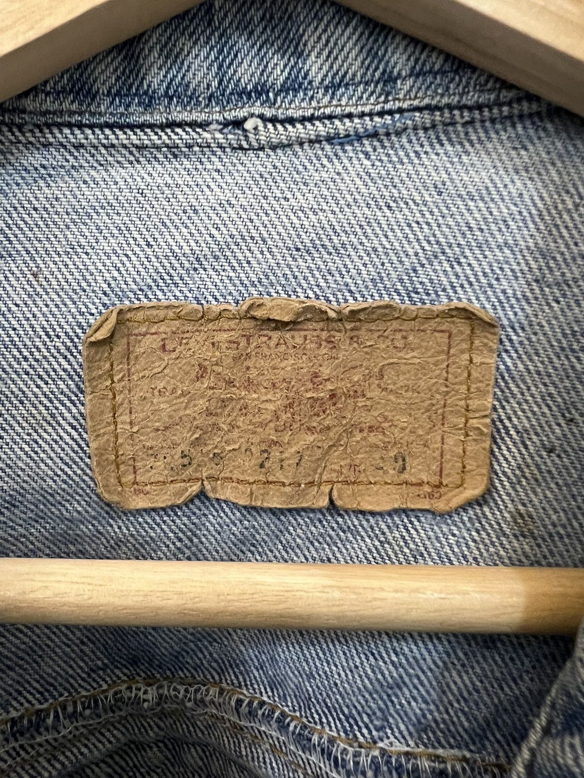 Levi's Vintage Custom Kurt Cobain Made in USA Denim Jacket Size US L / EU 52-54 / 3 - 5 Thumbnail
