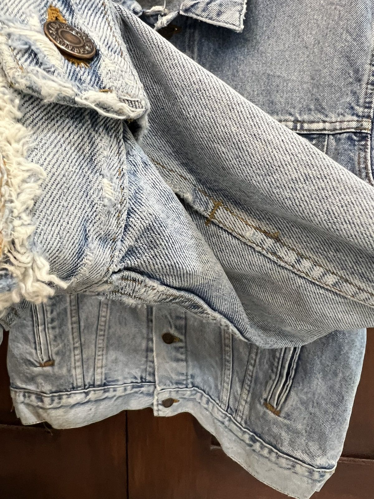 Levi's Vintage Custom Kurt Cobain Made in USA Denim Jacket Size US L / EU 52-54 / 3 - 8 Thumbnail