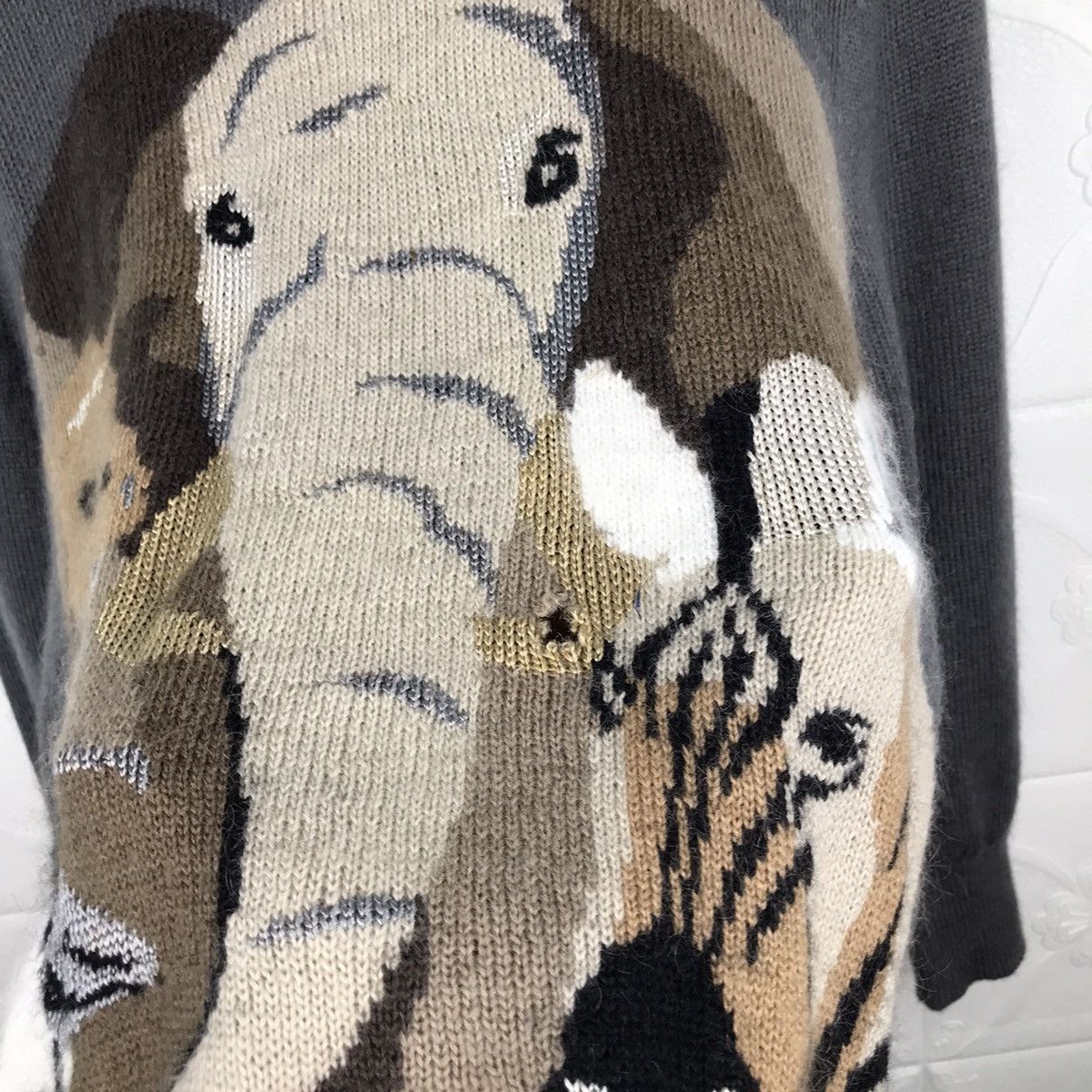 Habitat × Japanese Brand × Vintage Vintage Belleforble Embroidery Safari Habitat KnitSweathirts Size US M / EU 48-50 / 2 - 6 Thumbnail