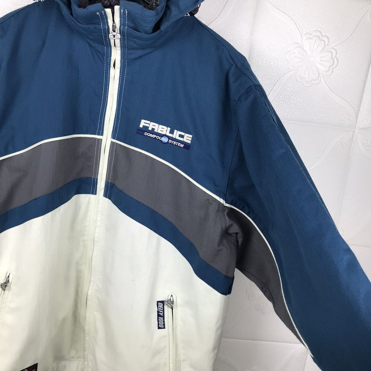 Japanese Brand × Vintage Vintage 90s Fablice Thinsulate Compoud System Hooded Jacket Size US L / EU 52-54 / 3 - 8 Thumbnail