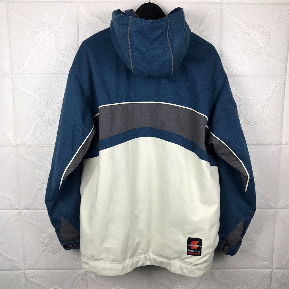 Japanese Brand × Vintage Vintage 90s Fablice Thinsulate Compoud System Hooded Jacket Size US L / EU 52-54 / 3 - 15 Thumbnail