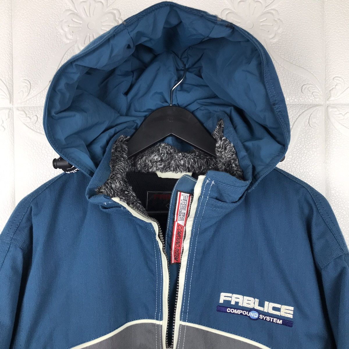 Japanese Brand × Vintage Vintage 90s Fablice Thinsulate Compoud System Hooded Jacket Size US L / EU 52-54 / 3 - 9 Thumbnail